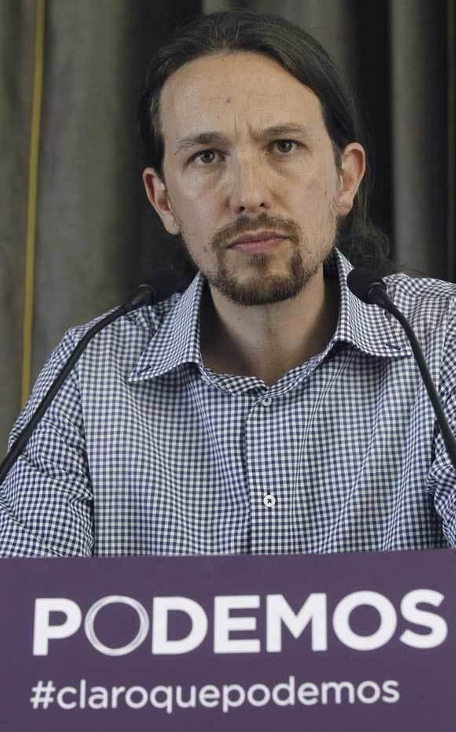 Pablo Iglesias opta a la dirección de Podemos con una lista completa