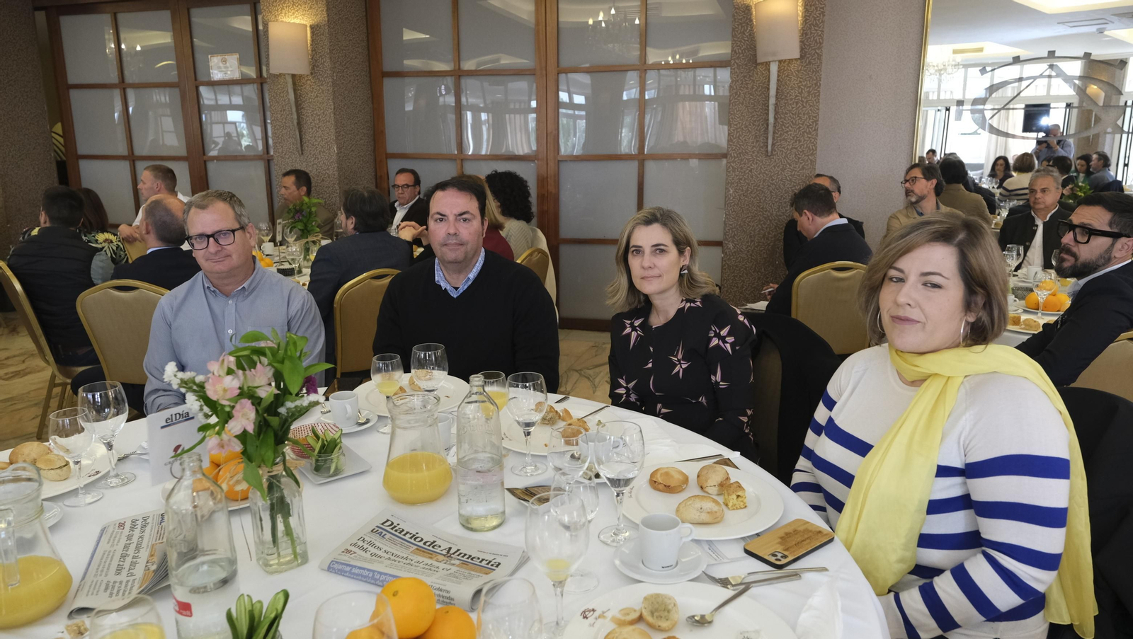 Desayuno coloquio de Grupo Joly y Cajasur, con la participación del ponente Enrique de los Ríos