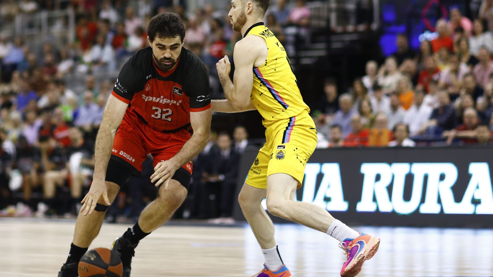 Maye quiso hacer la guerra con su cuenta una jornada más.