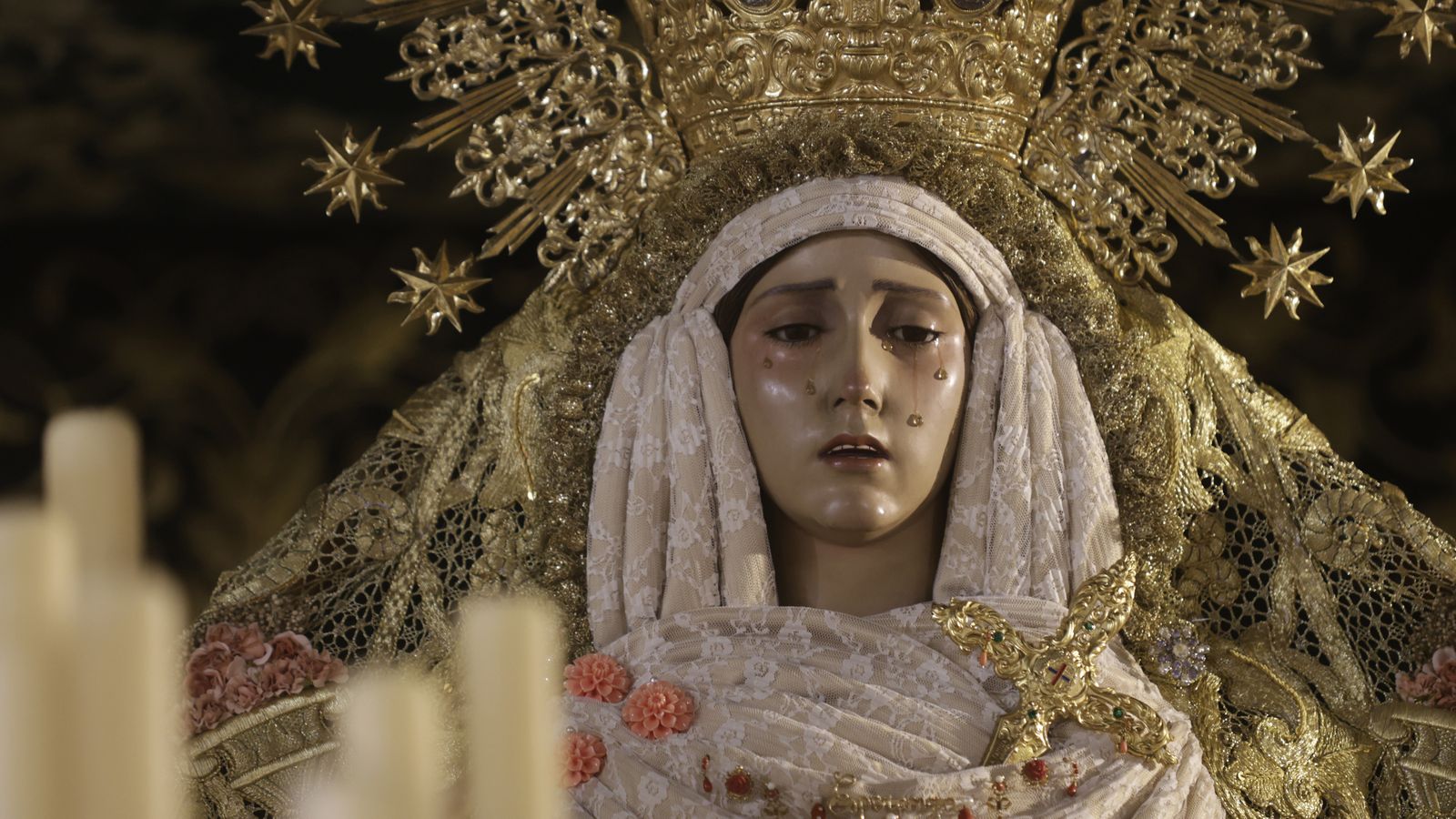 Preparativos en las iglesias de Algeciras para la Magna Mariana, en imágenes