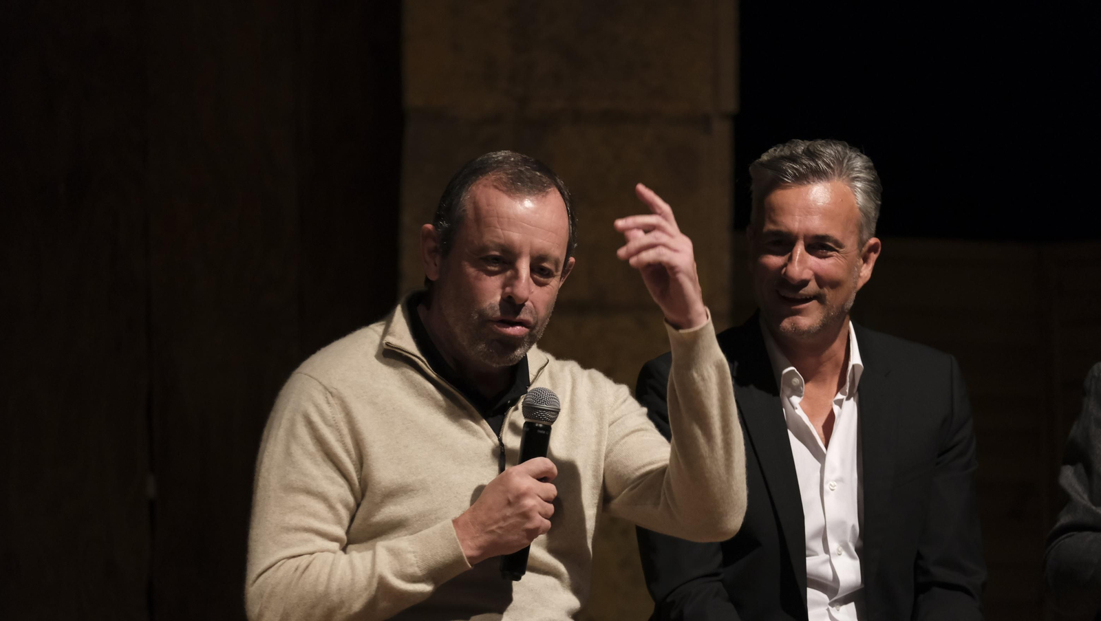 Imágenes de El Diario de los Libros, con Amós Milton