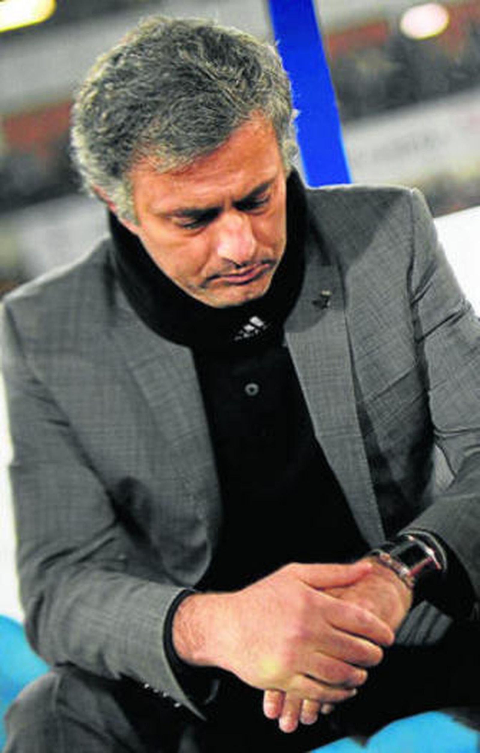 Mourinho, en el banquillo visitante en Almería el pasado domingo.