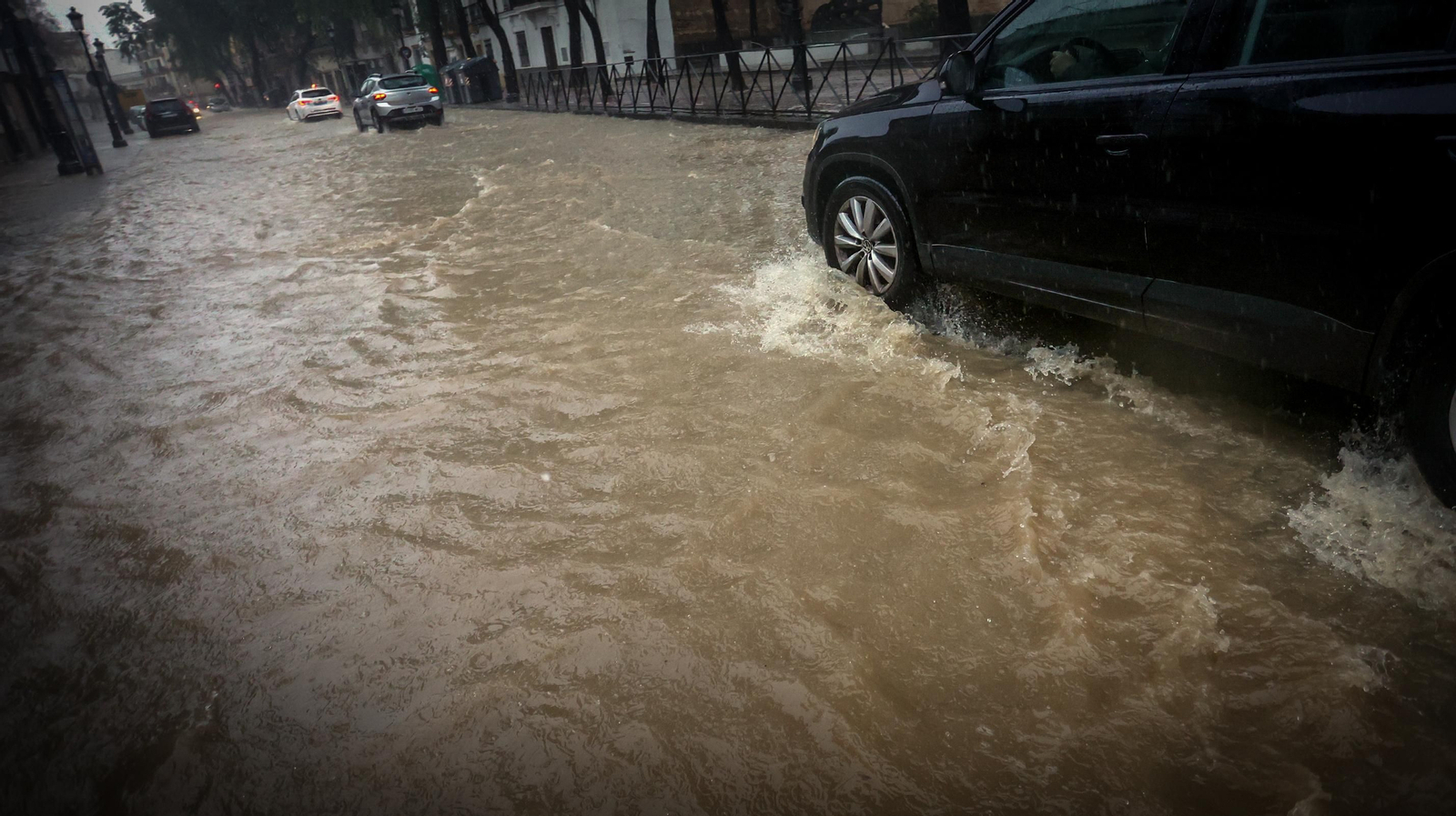 La borrasca Karlotta provoca inundaciones en algunas zonas de Jerez