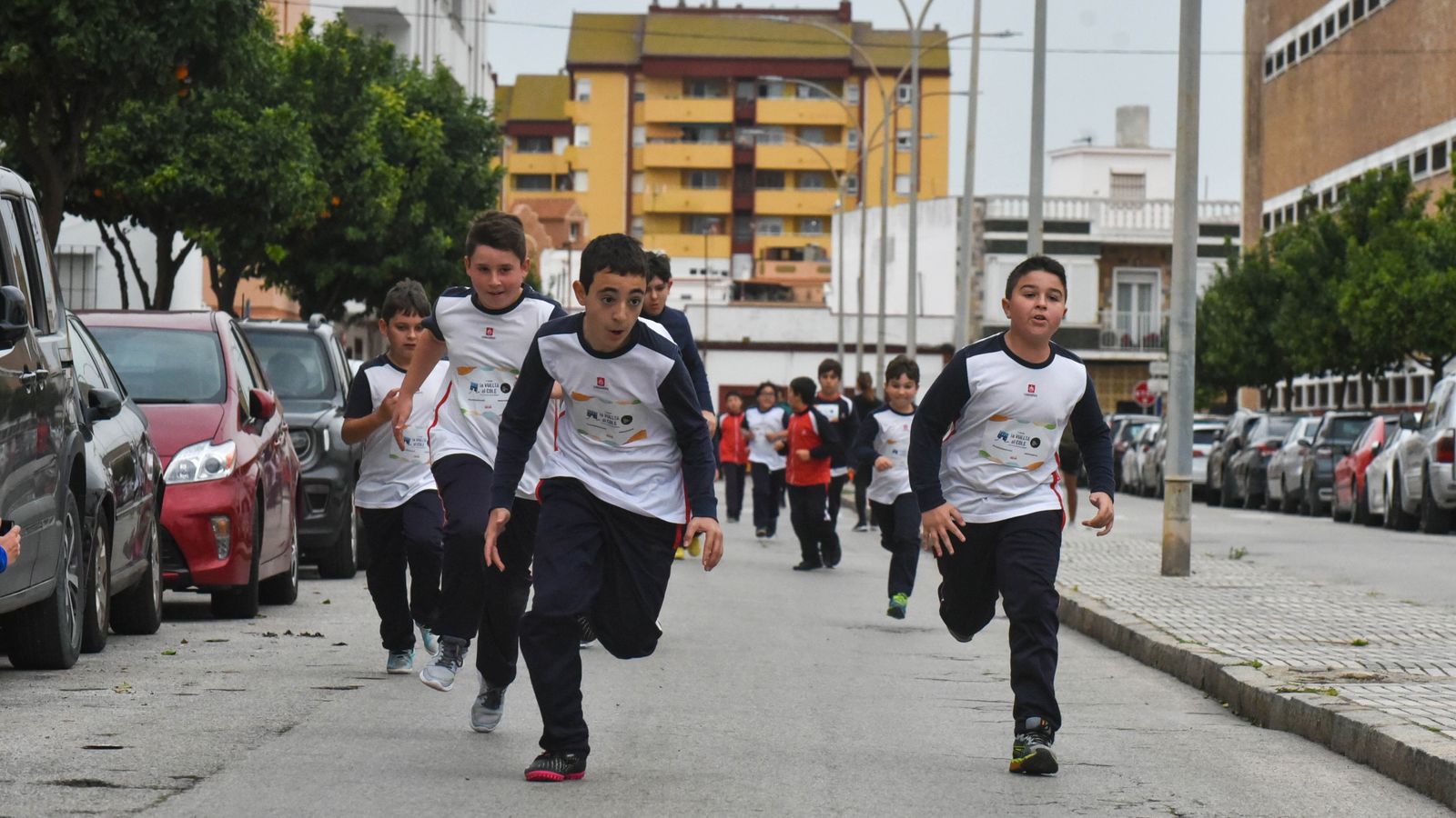 Fotos de la carrera contra la leucemia del Colegio Salesianos de La Línea