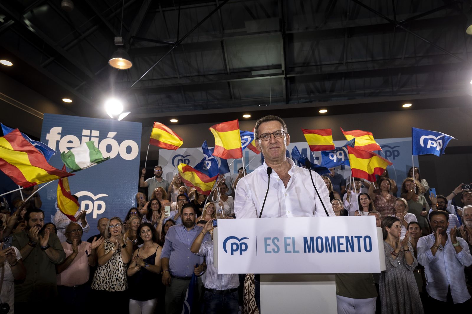 Las imágenes del mitin de Alberto Nuñez Feijoó en Cádiz