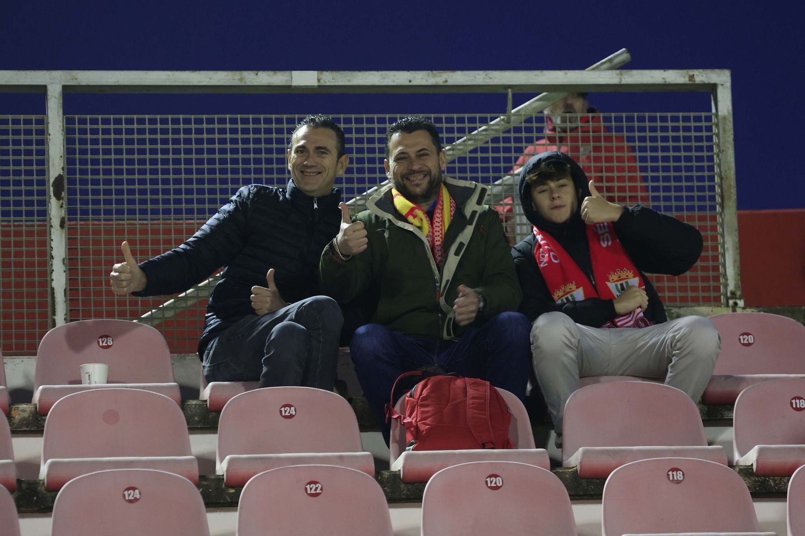 Búscate en el Nuevo Mirador durante el Algeciras - Juventud Torremolinos de Primera Federación