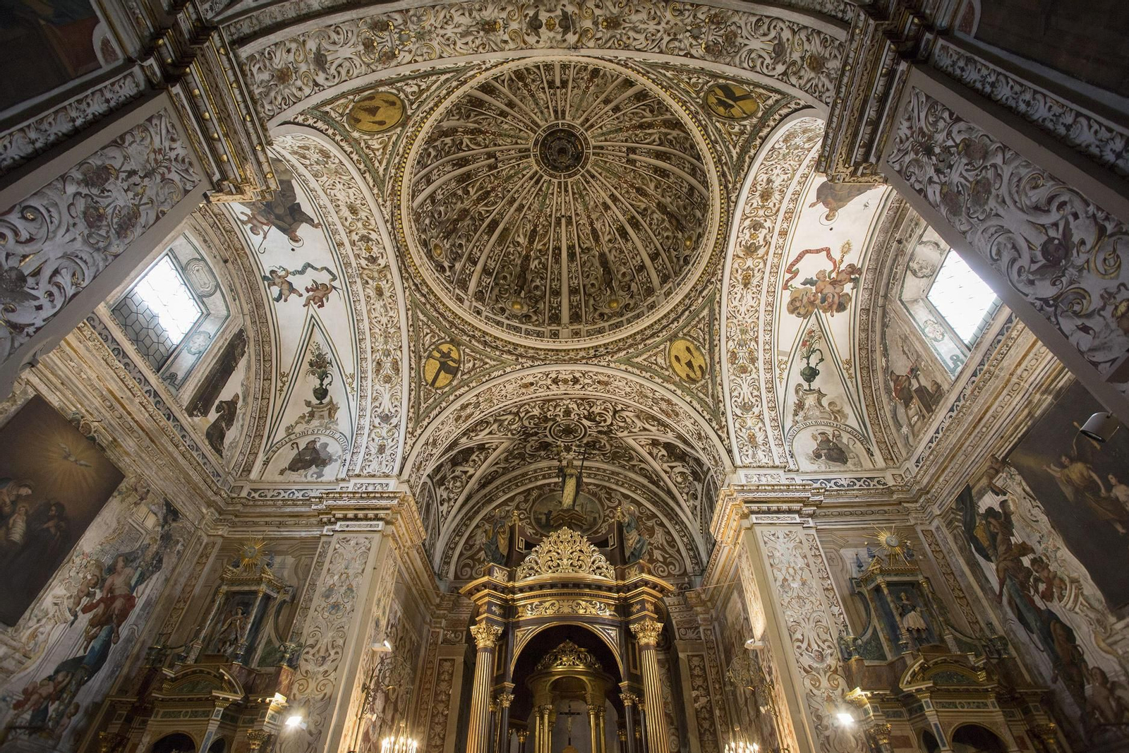 La fabulosa iglesia de San Pedro de Alcántara de Sevilla