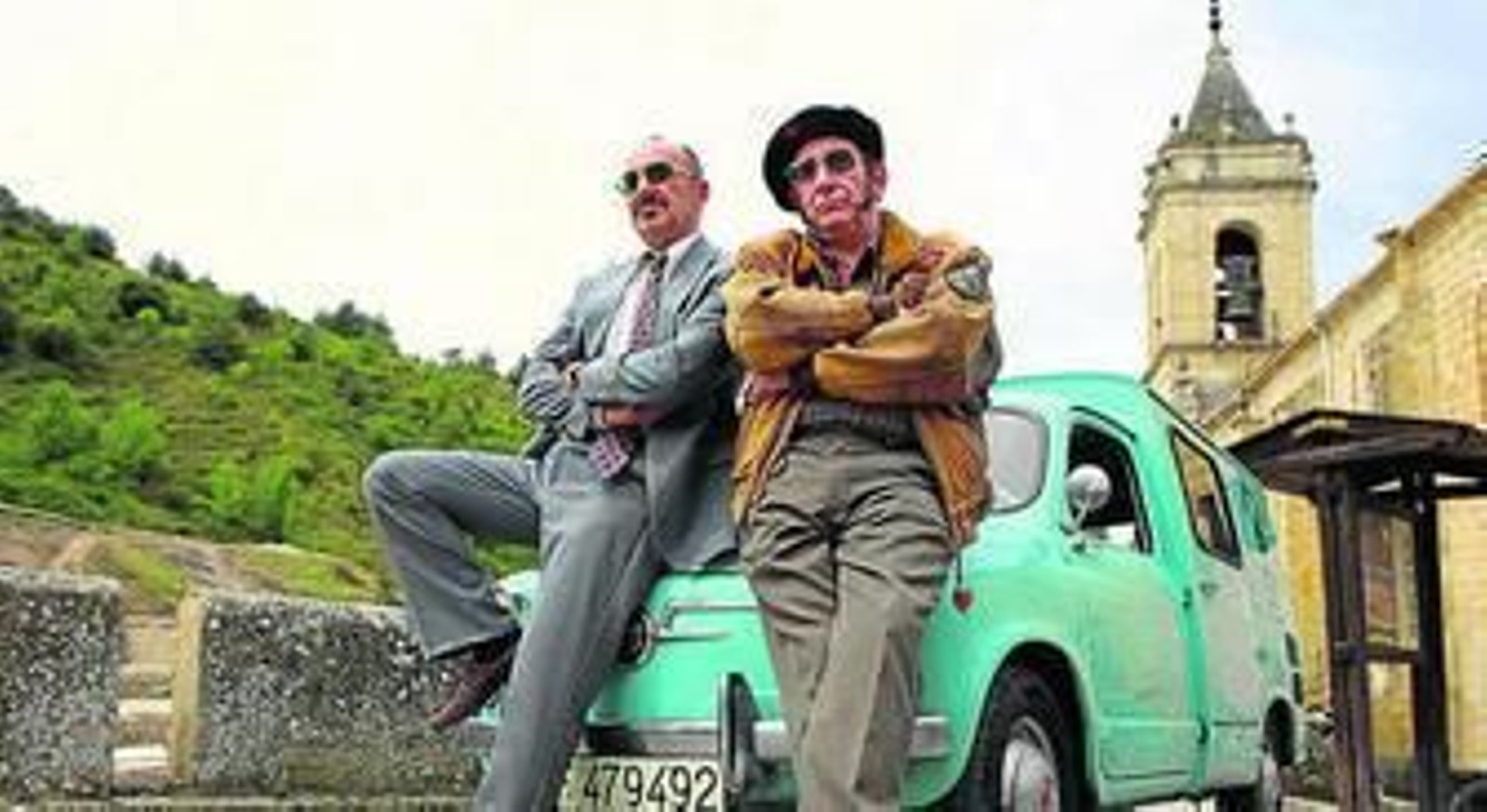 Manuel Manquiña y Karra Elejalde, los detectives gañanes de 'Rey Gitano'.