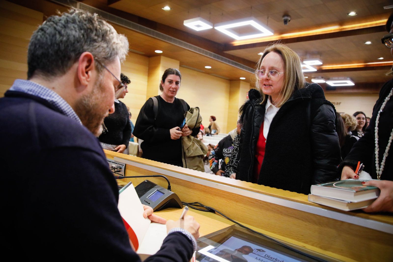 ¿Has estado en la presentación del libro de Máximo Huerta? Entra en la galería y buscate