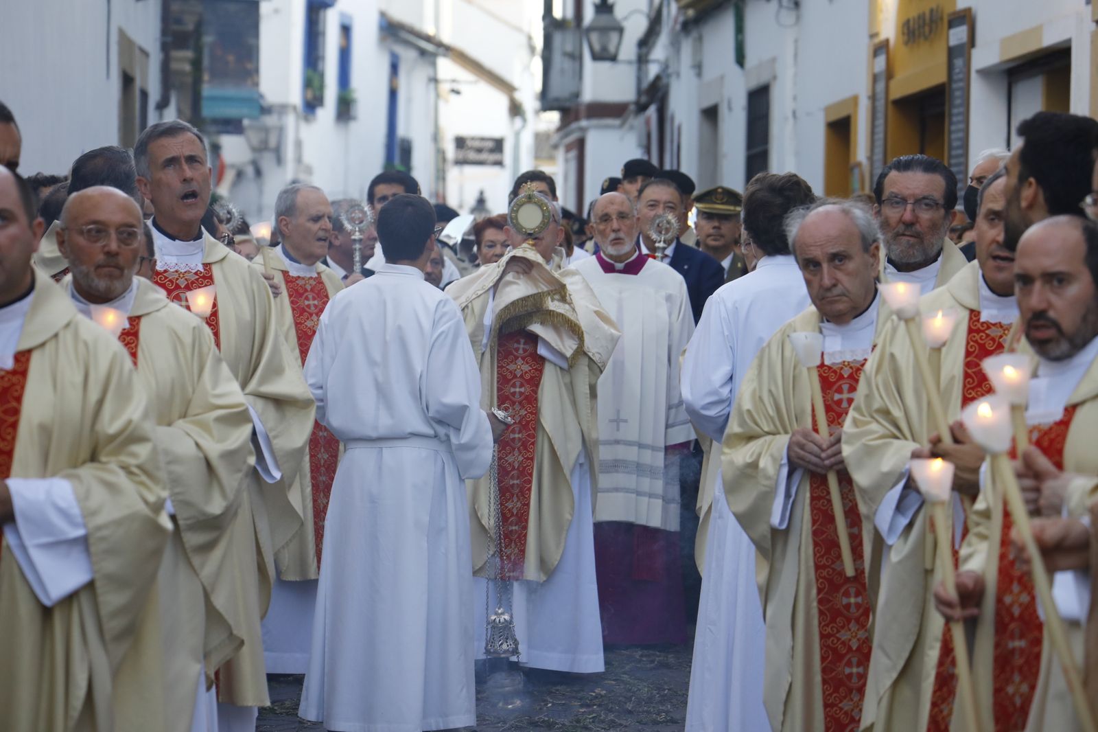Las imágenes de la salida procesional del Corpus Christi en Córdoba