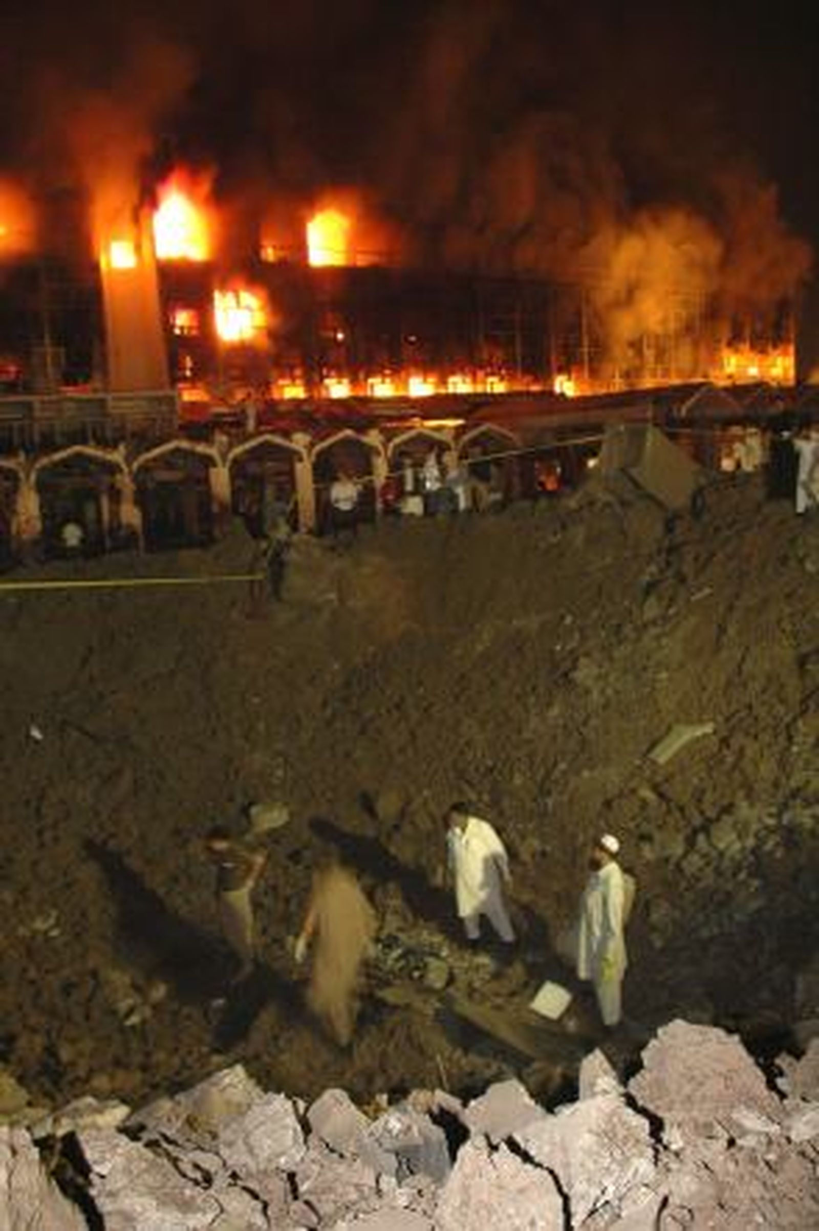 Al menos 60 muertos en un atentado contra un hotel de Islamabad