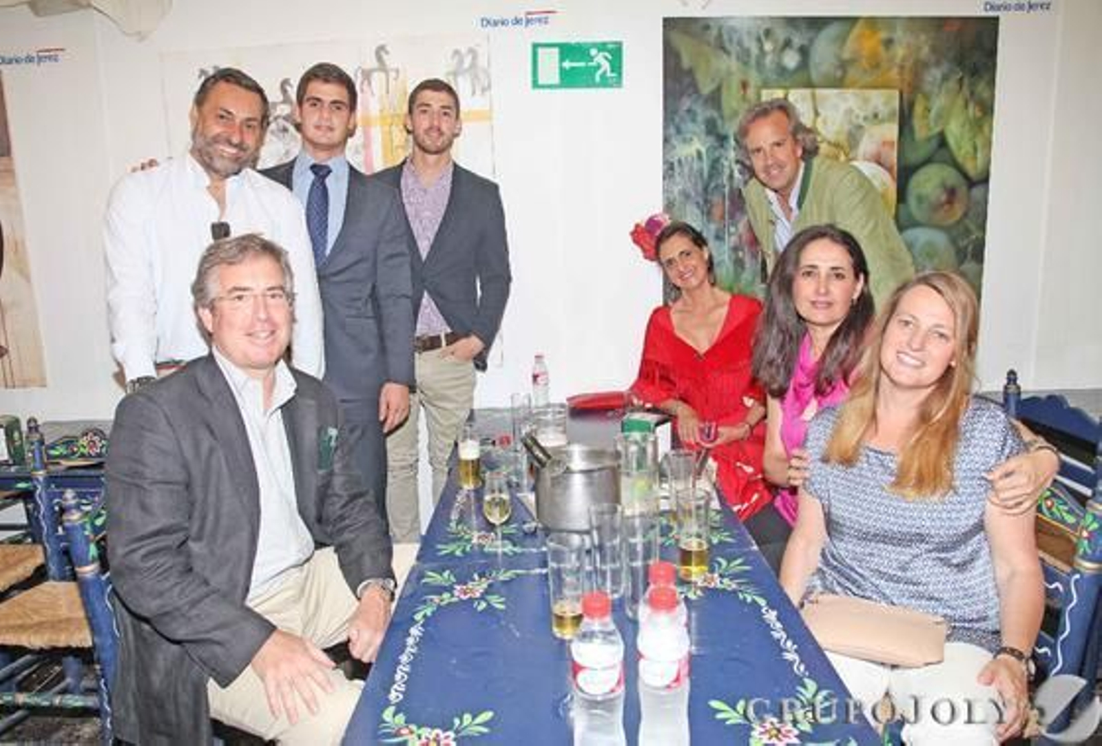 Michael Kreysler y Rosario Joly, su hijo Diego Kreysler, Diego Joly y Ángela Benavente, Ignacio González, Rosa Joly e Ignacio Casas de Ciria.

Foto: Vanesa Lobo