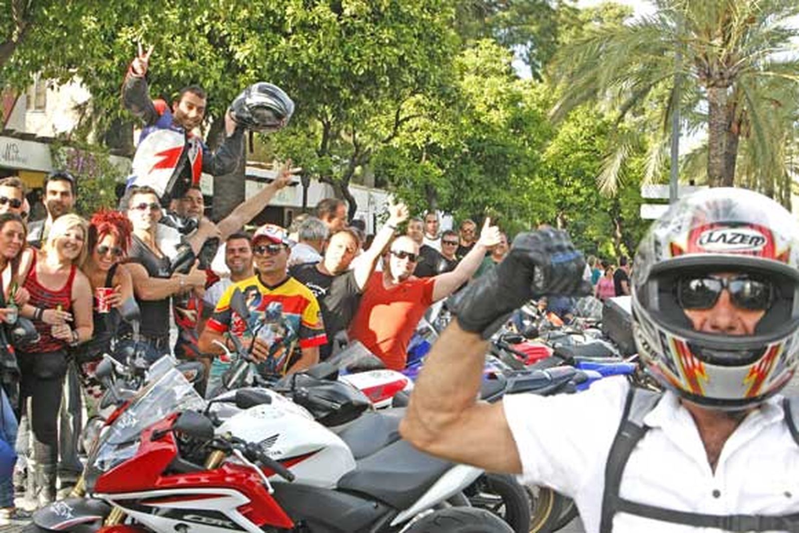 La primera noche del Gran Premio se salda sin incidentes