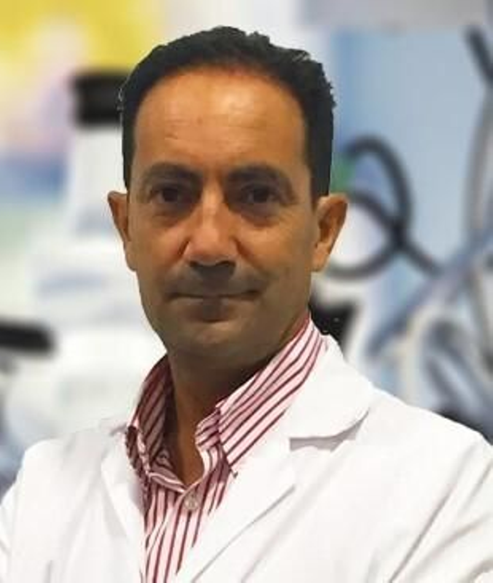 Doctor Juan Bayo, oncólogo del Hospital Quirónsalud Huelva Doctor Juan Bayo, oncólogo del Hospital Quirónsalud Huelva