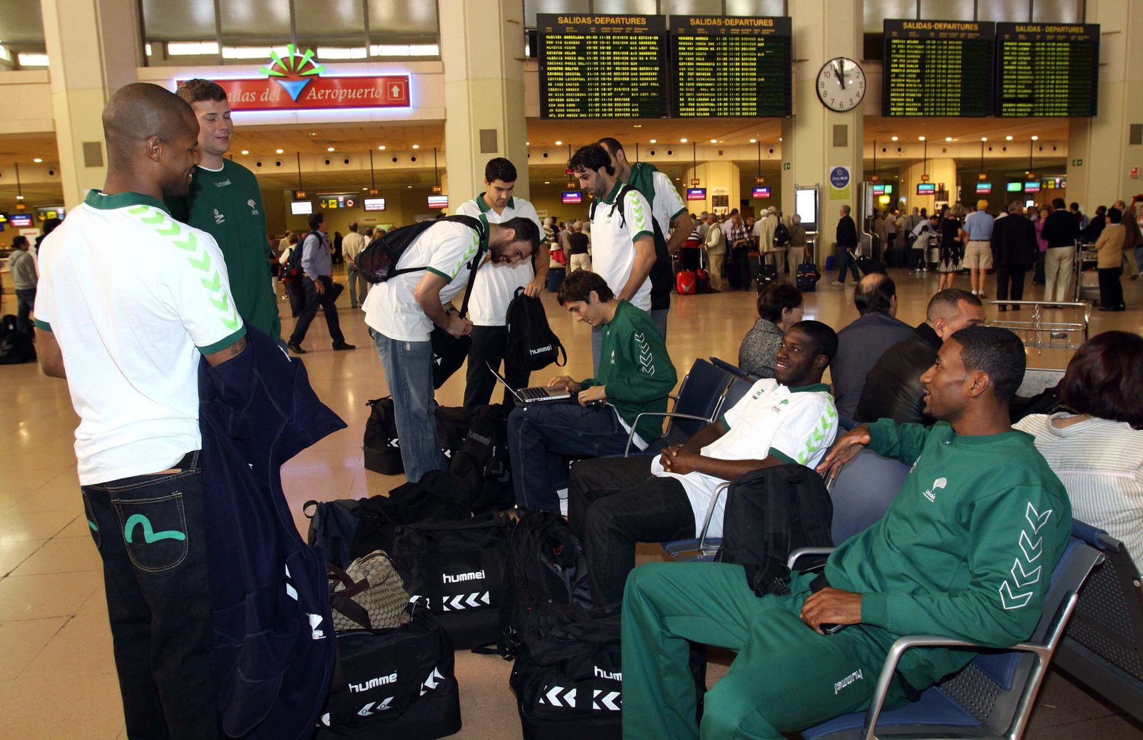 Se retira Pooh Jeter, ex jugador del Unicaja