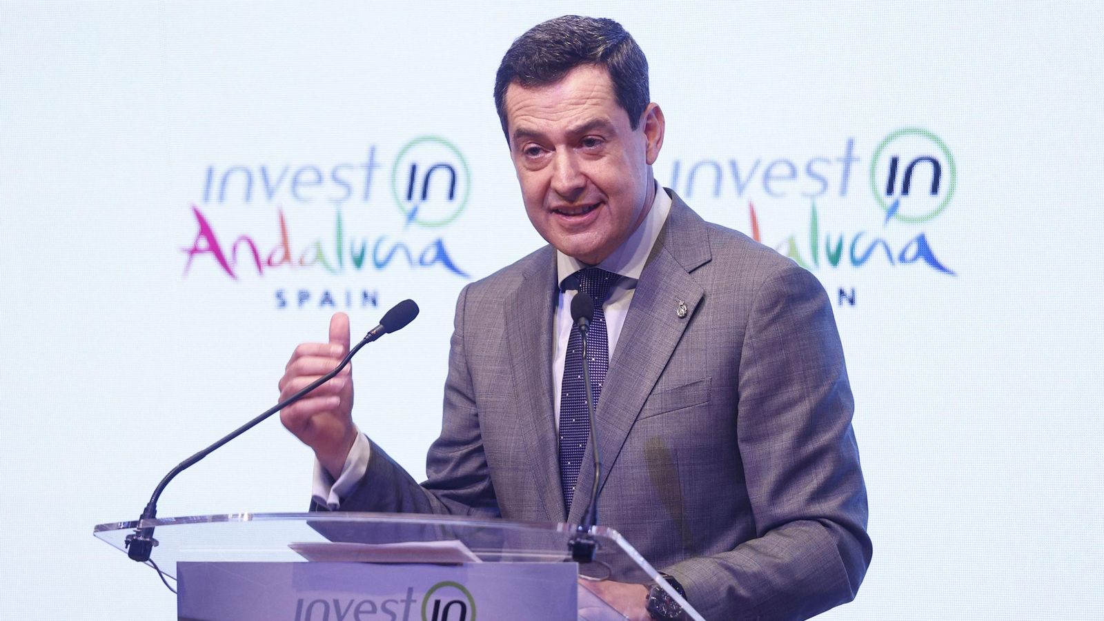 El presidente de la Junta, Juanma Moreno, durante la presentación de la campaña para captar inversiones extranjeras