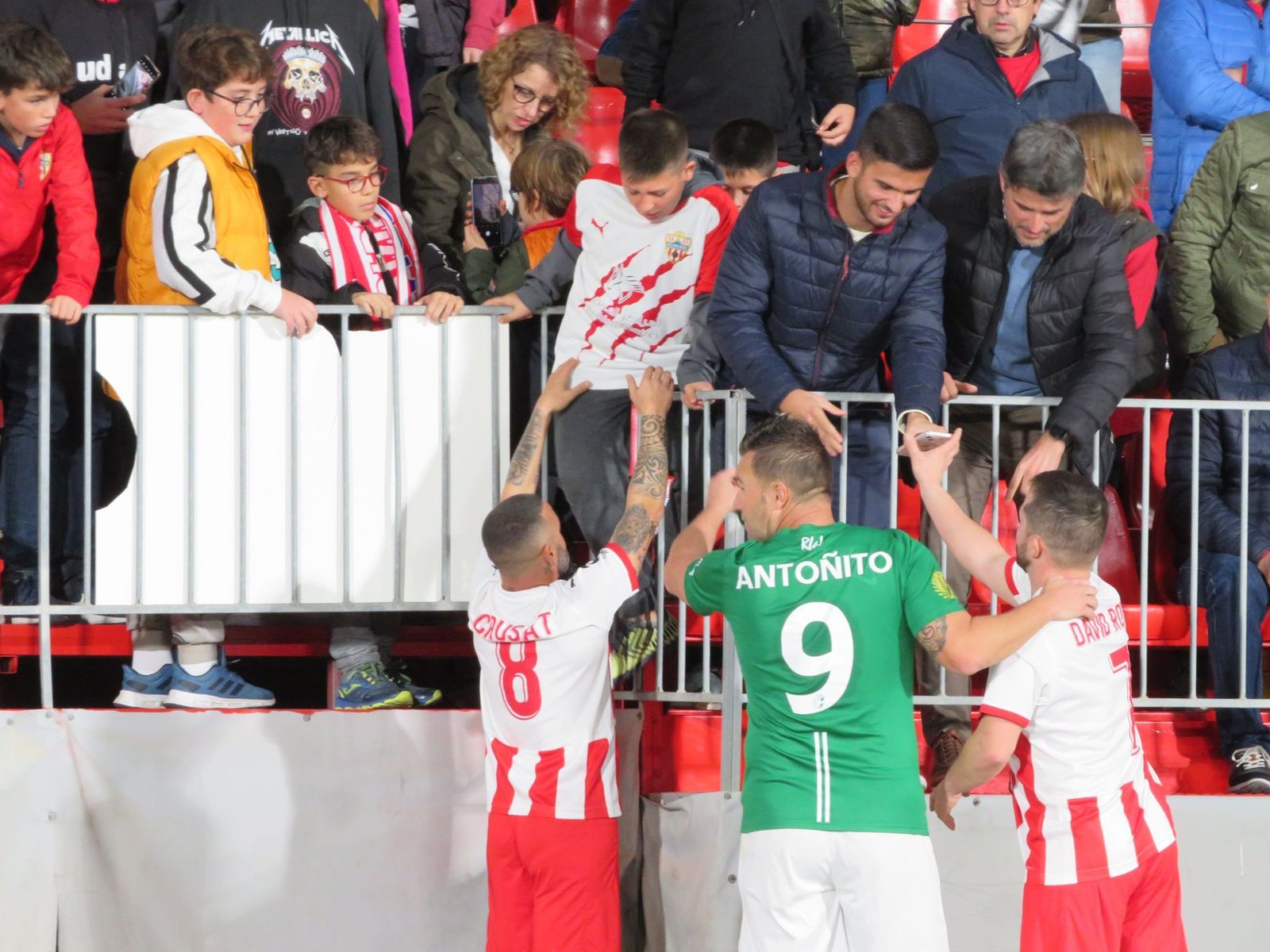 Así fue el reencuentro de nueve ex xerecistas con la andaluza en Almería