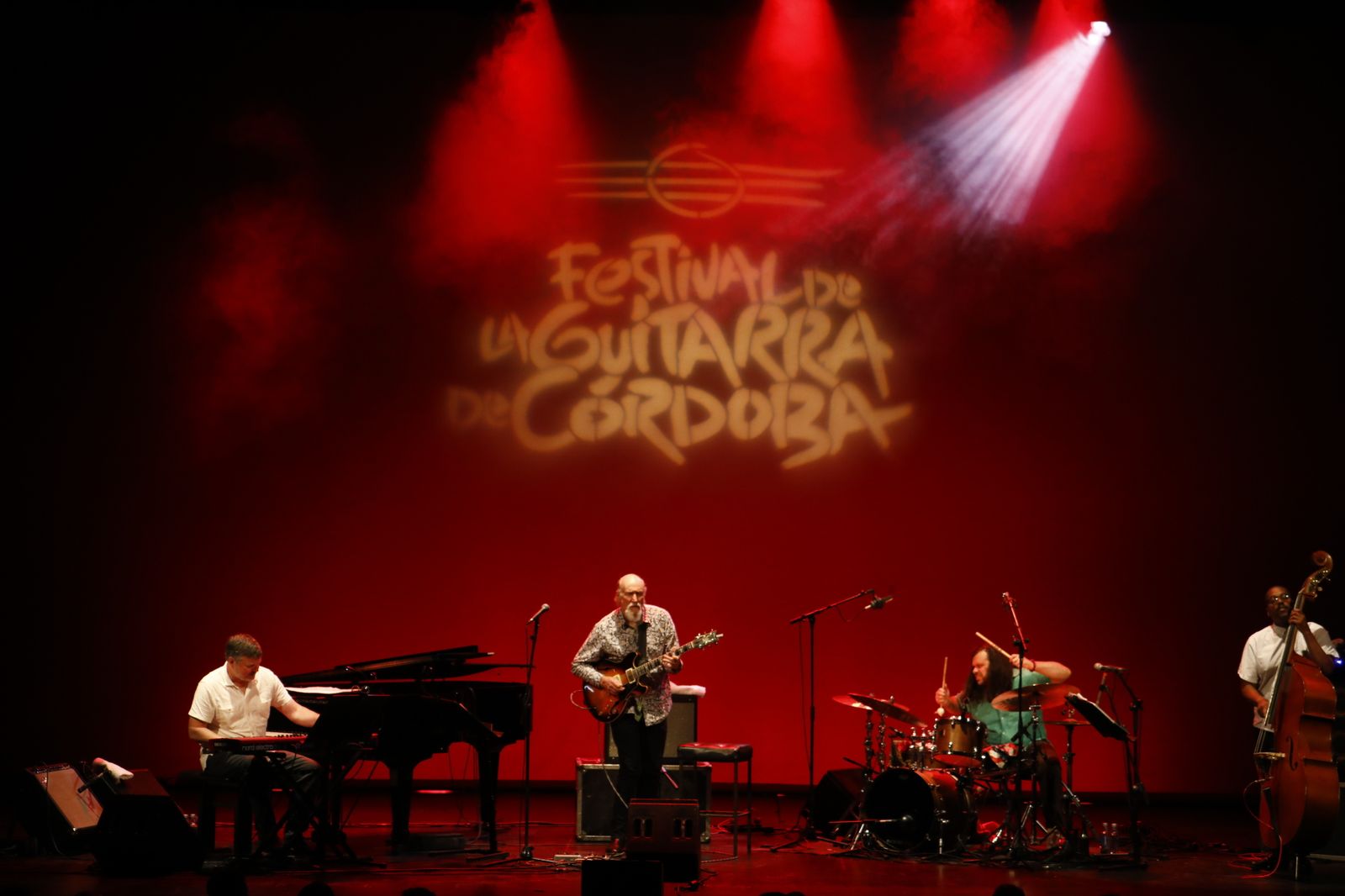 El concierto de John Scofield en el Festival de la Guitarra de Córdoba, en imágenes