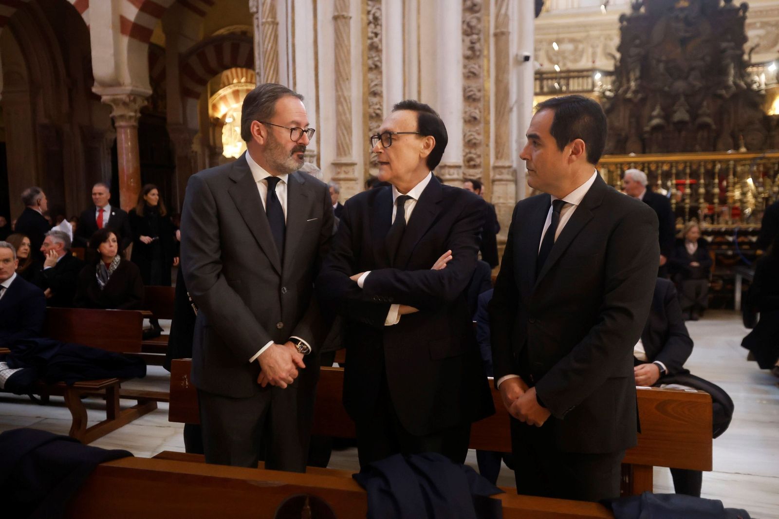 Las imágenes del funeral en Córdoba por las víctimas de la tragedia de Adamuz