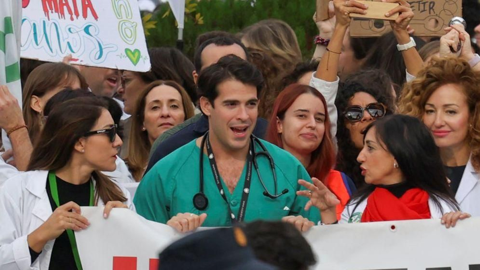 Aurelio Rojas en primera línea durante la manifestación de este jueves.