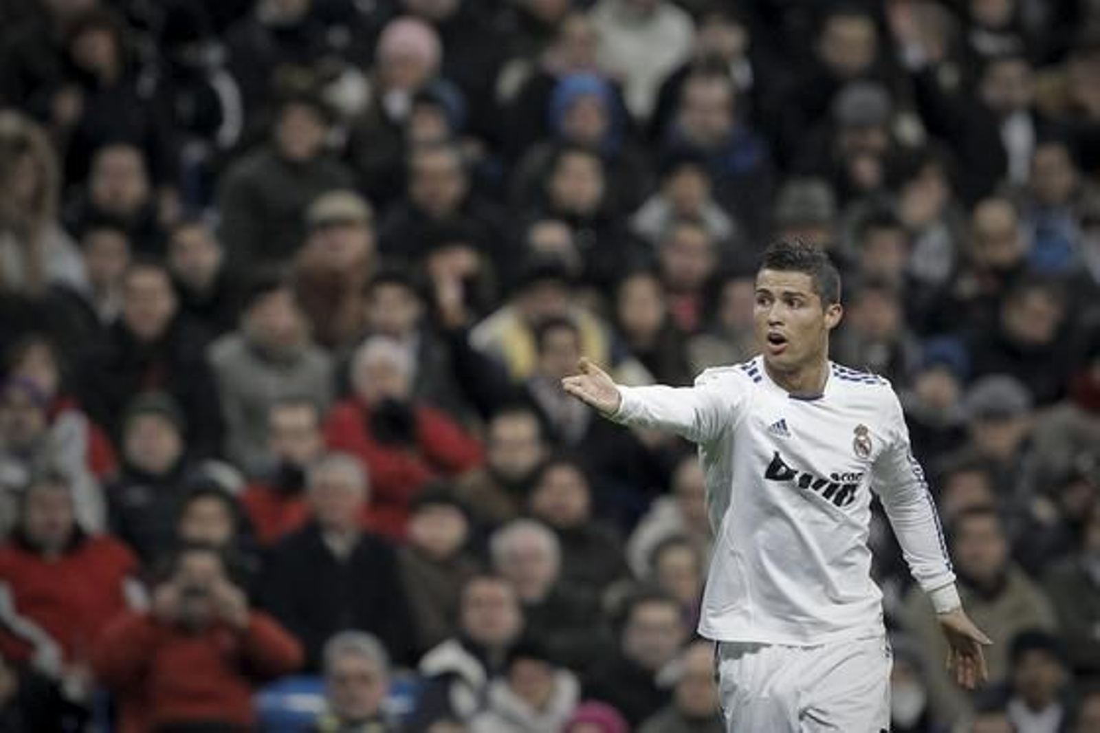 El Sevilla cae en el Bernabéu pese a jugar con un jugador más durante casi media hora. / EFE