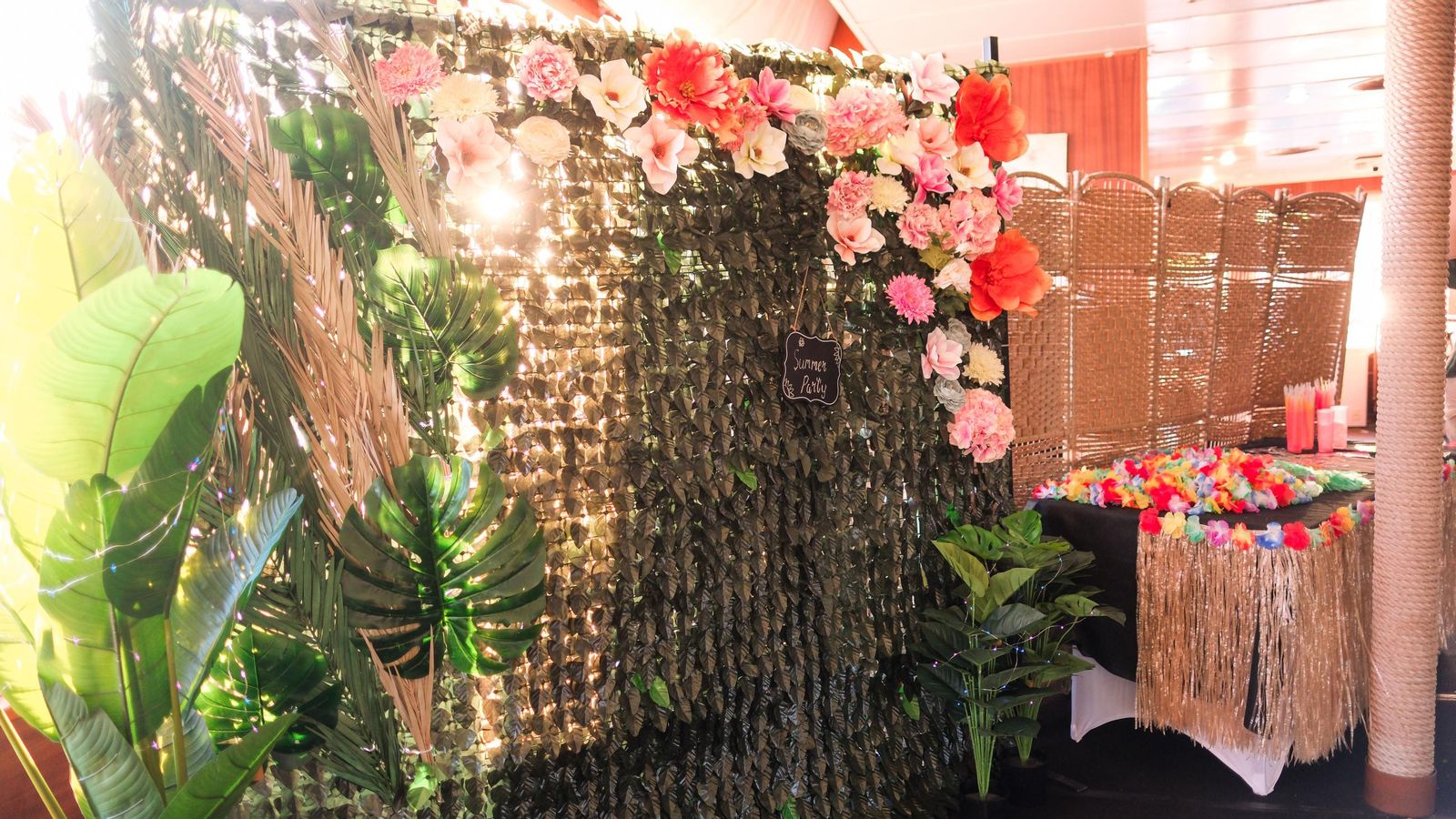 Cruceros Torre del Oro celebra la Summer Tourism Party 2025