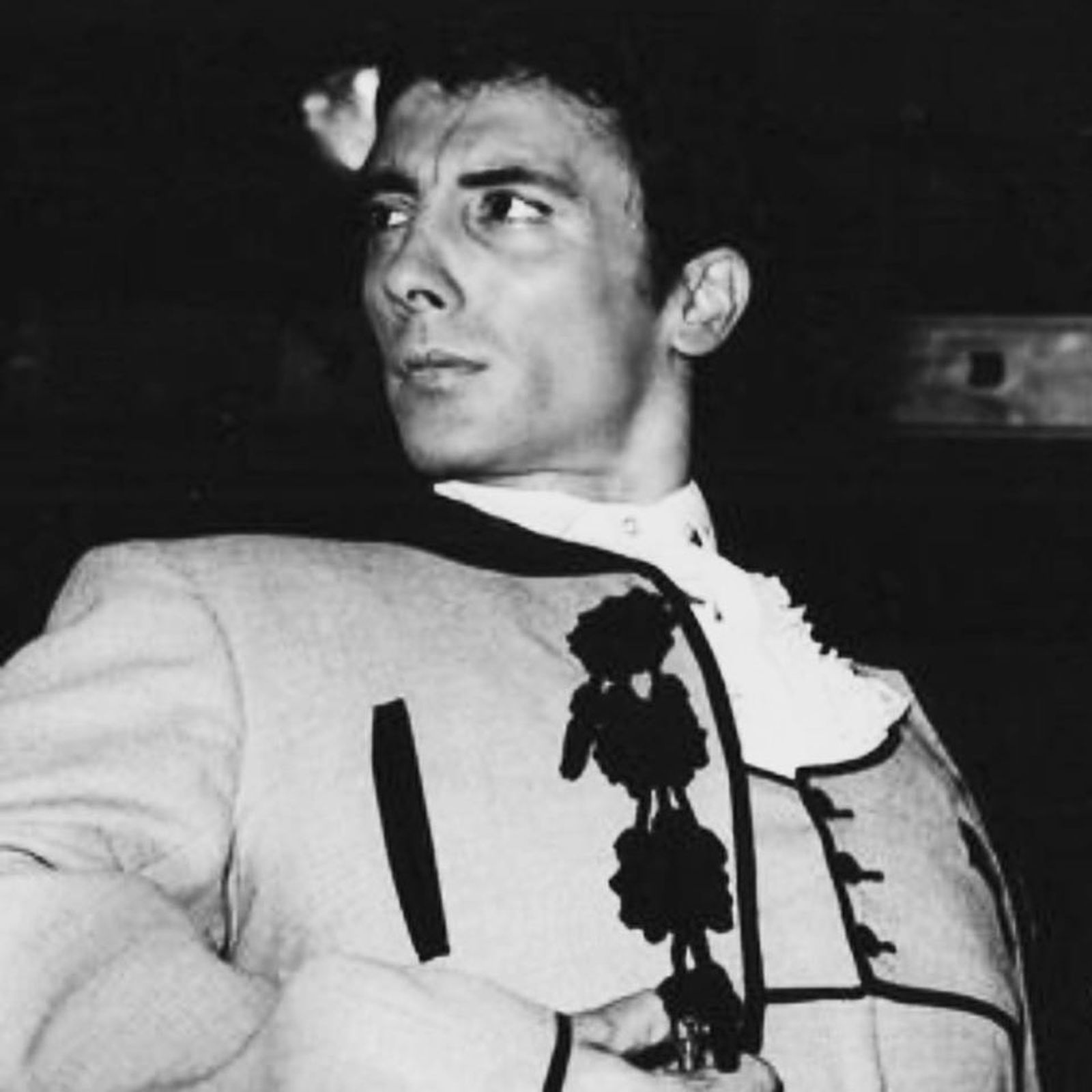 El maestro Ciro en su etapa nortemaricana, en una imagen contenida en esta obra.