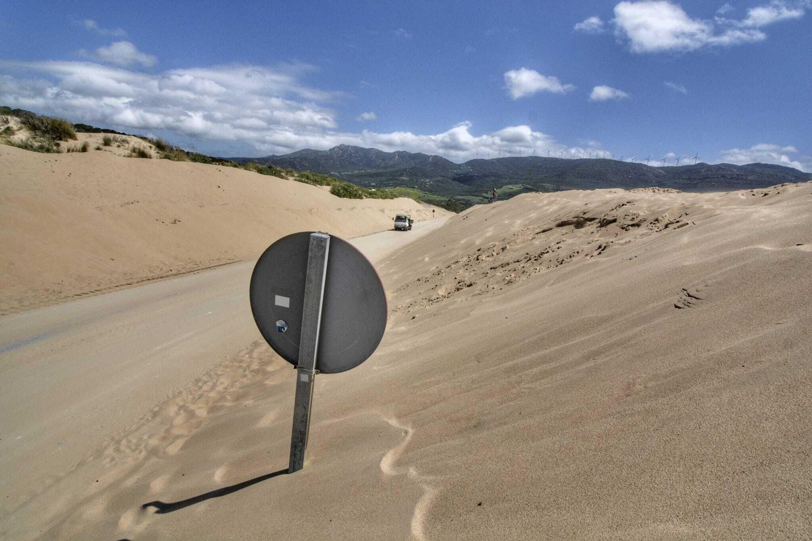El avance de la duna de Valdevaqueros en Tarifa