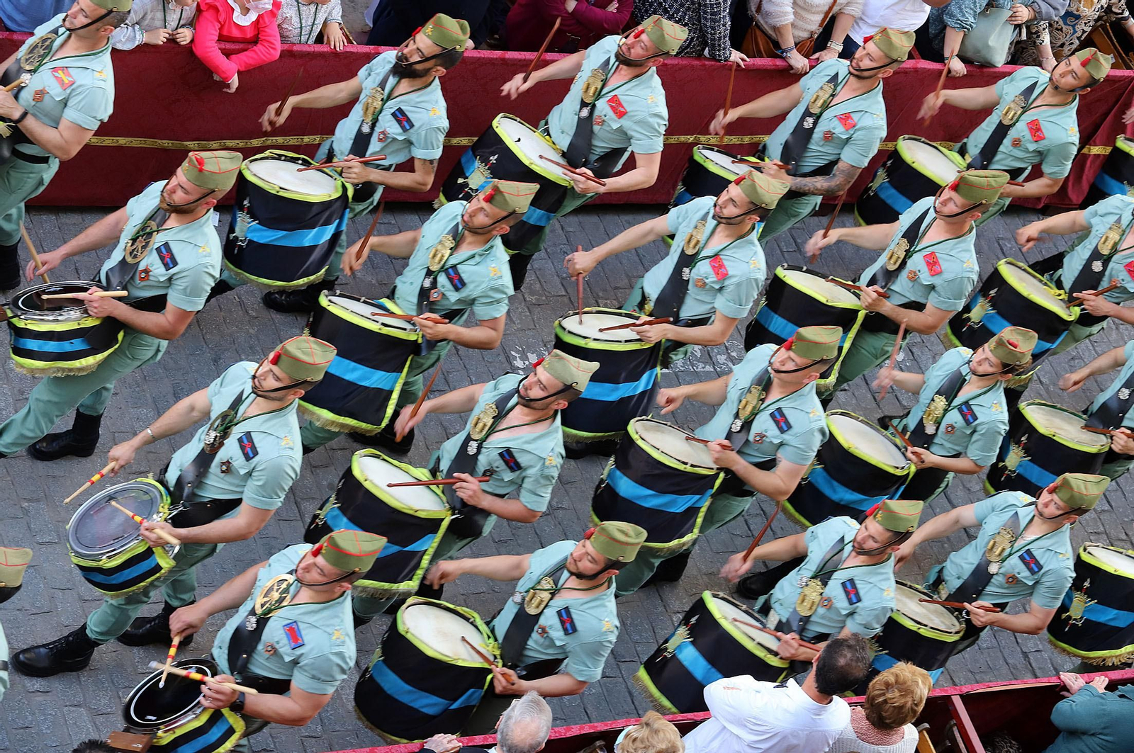 Las imágenes más destacadas del sábado de Pasión en Huelva