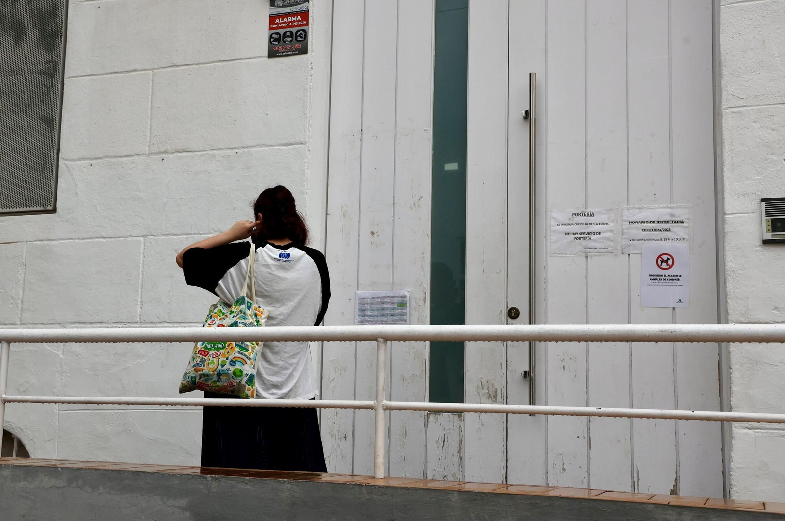 Las fotos de los colegios cerrados en Sevilla por la DANA