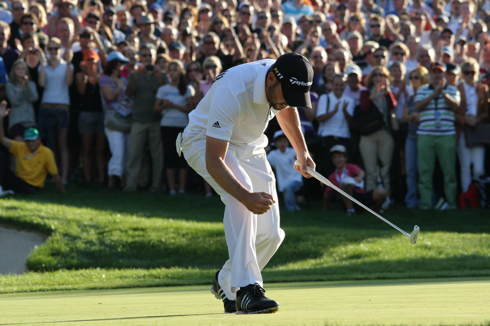 Sergio García celebra su triunfo en Valderrama en 2011.