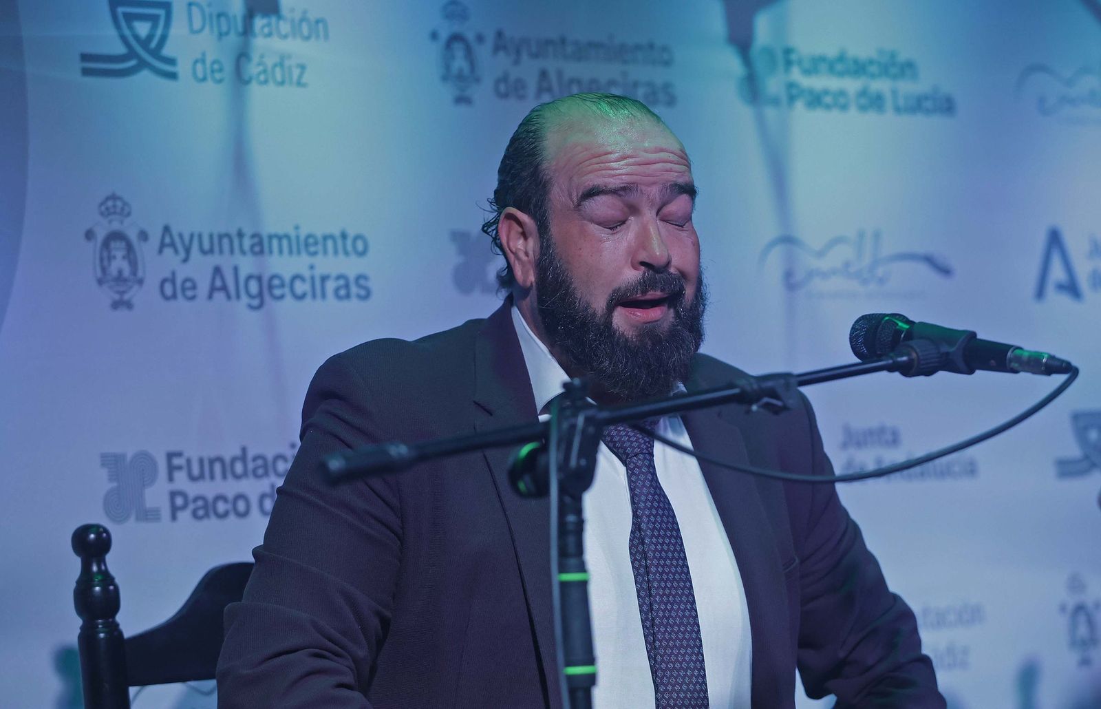 Fotos de la actuación de Miguel de Tena y Juan Gómez ‘‘Niño de la escalerilla’’ en el Centro de Interpretación 'Paco de Lucía' en Algeciras