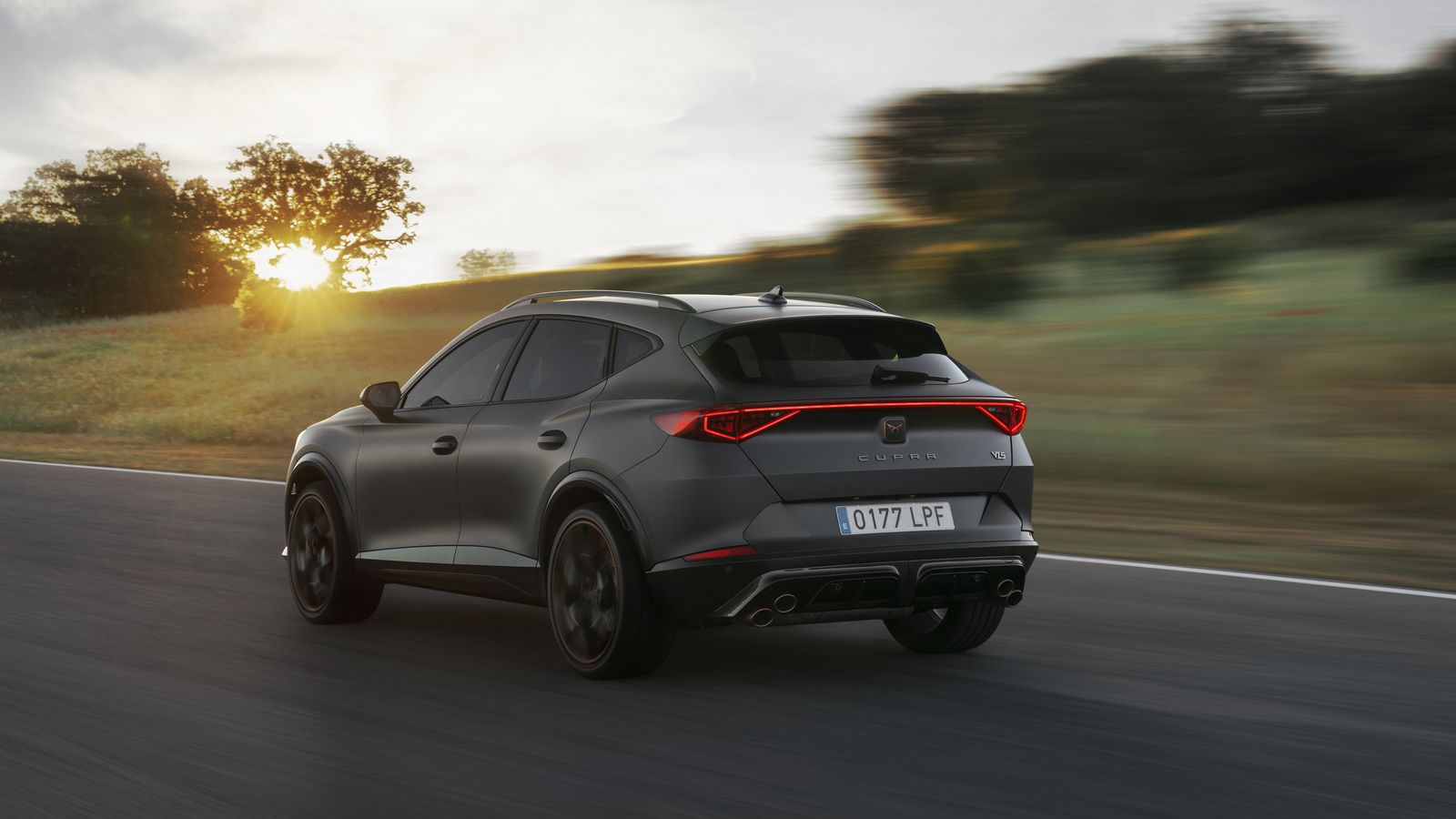 El cinco en línea no es el primer motor con este número de cilindros utilizado en Seat S.A, que ya tuvo un Seat Toledo 2.3 V5 a principios de este siglo.