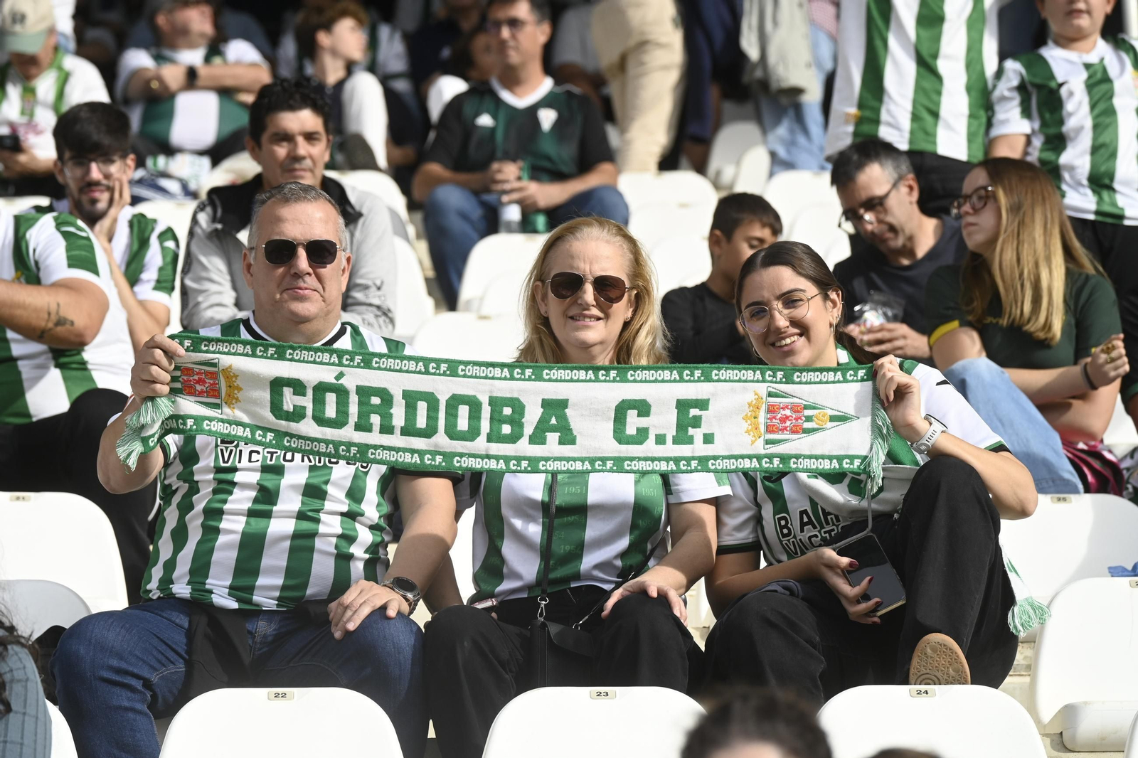 Las mejores fotos del imponente ambiente en El Arcángel para el Córdoba CF - Ceuta