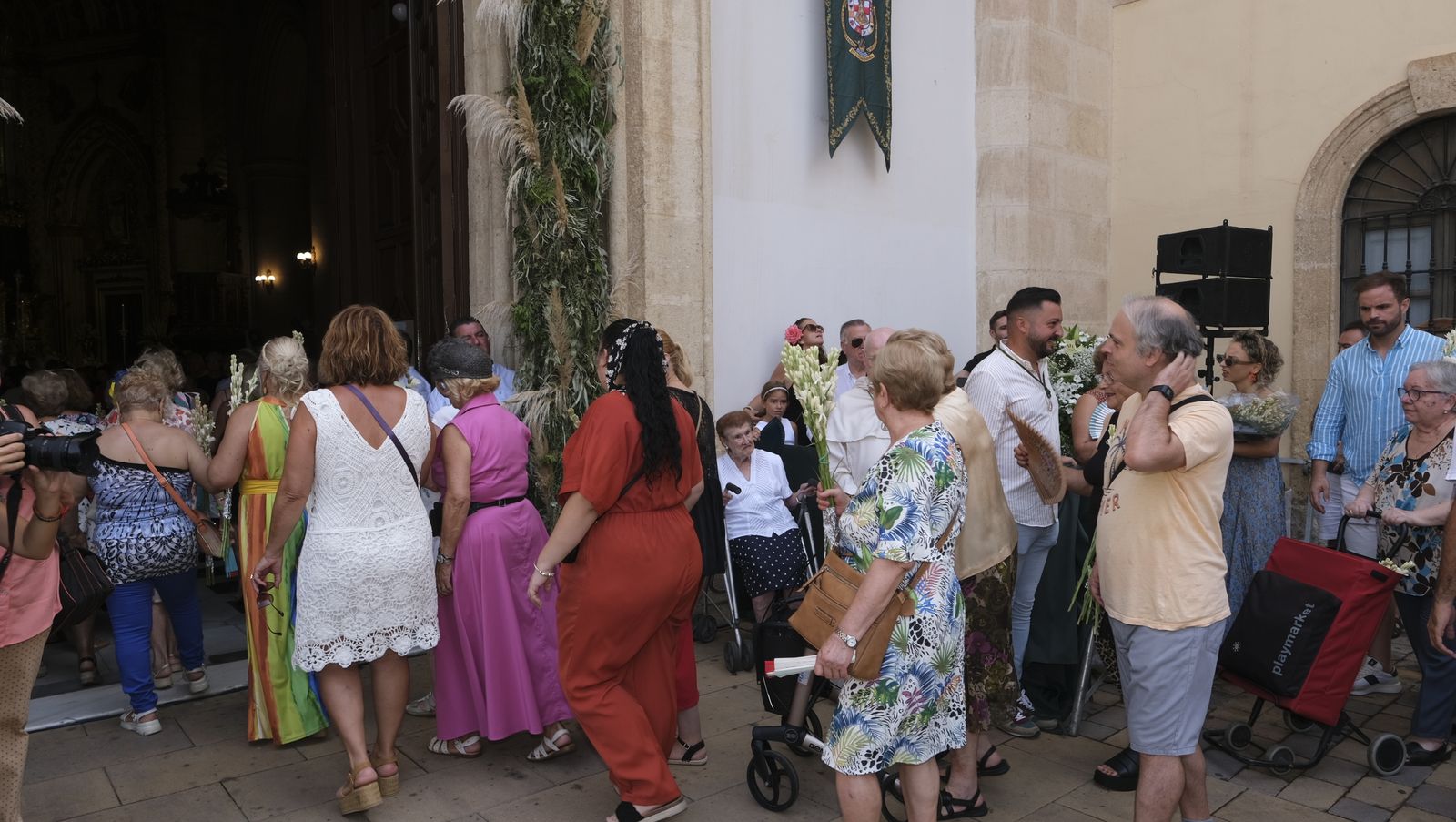 La ofrenda a la Virgen del Mar en imágenes