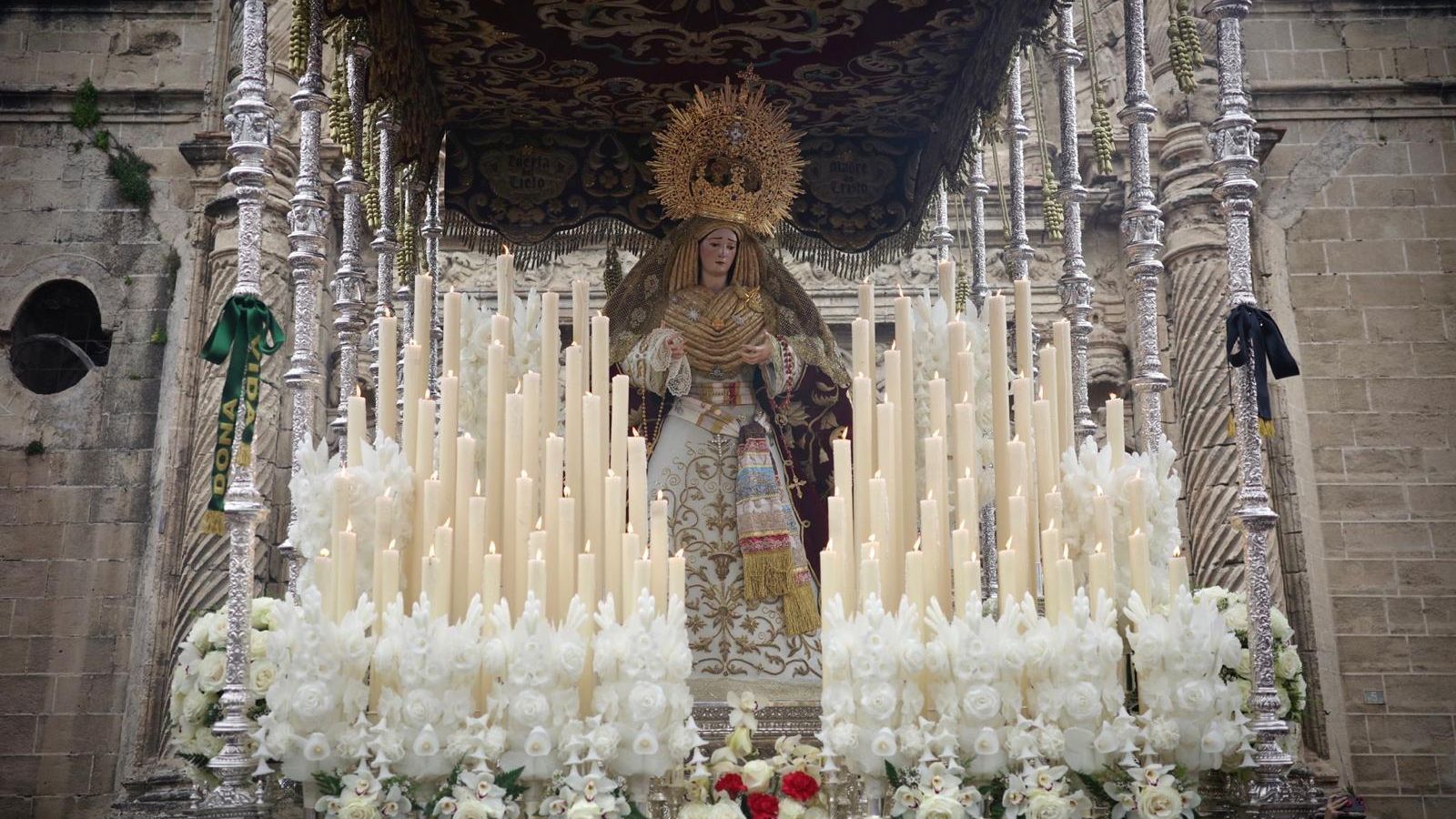 Nuestra Señora de La Piedad.
