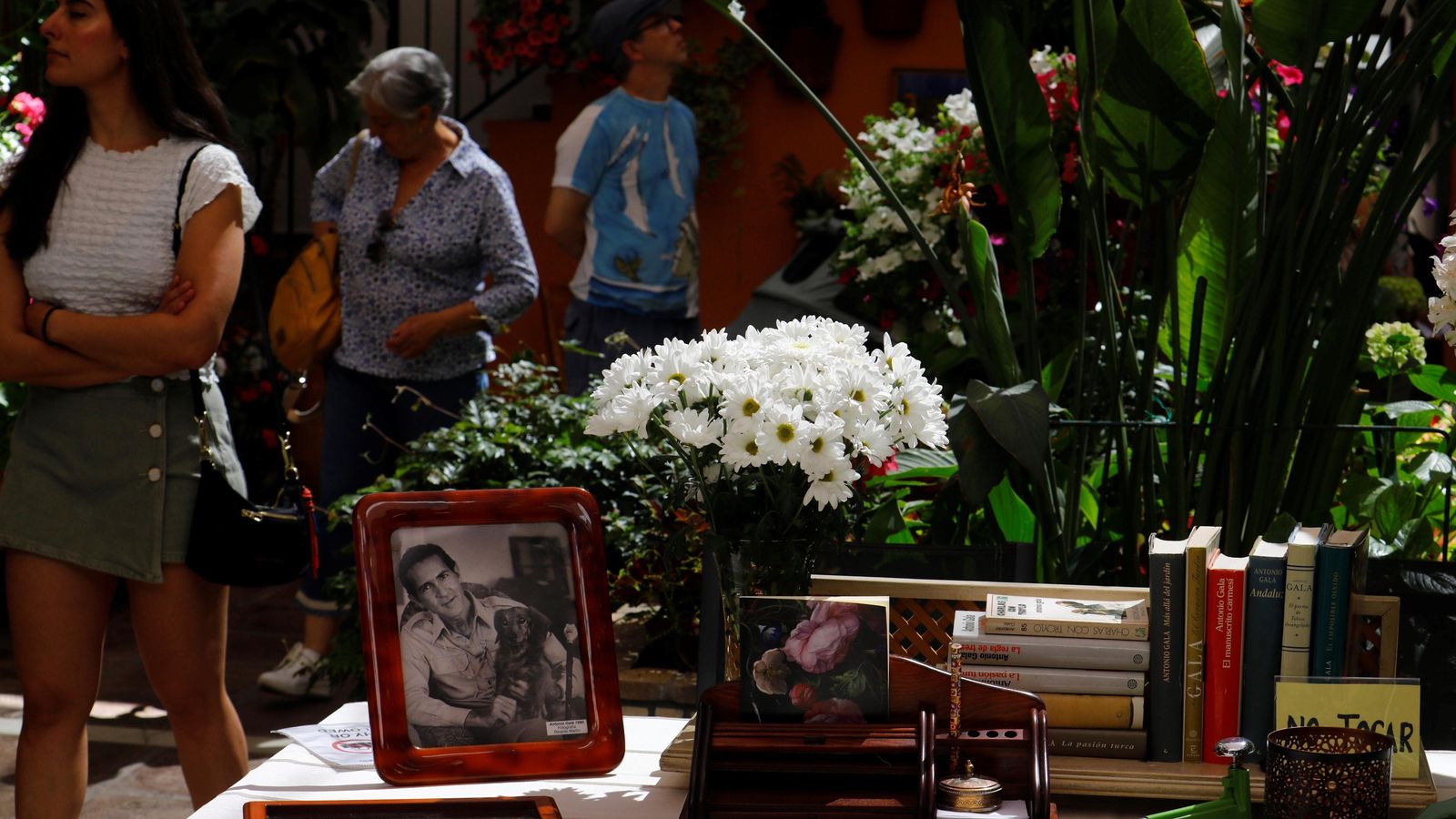 Patio de Chaparro, 3