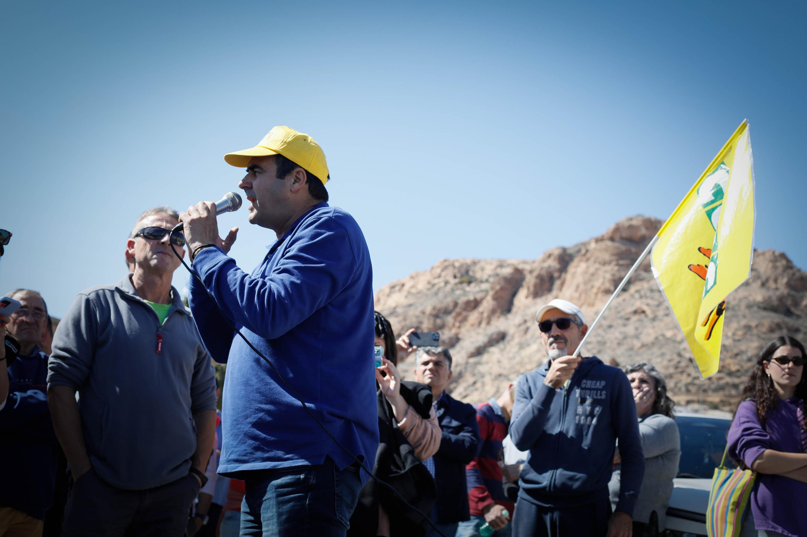 Los agricultores colapsan el puerto de Almería