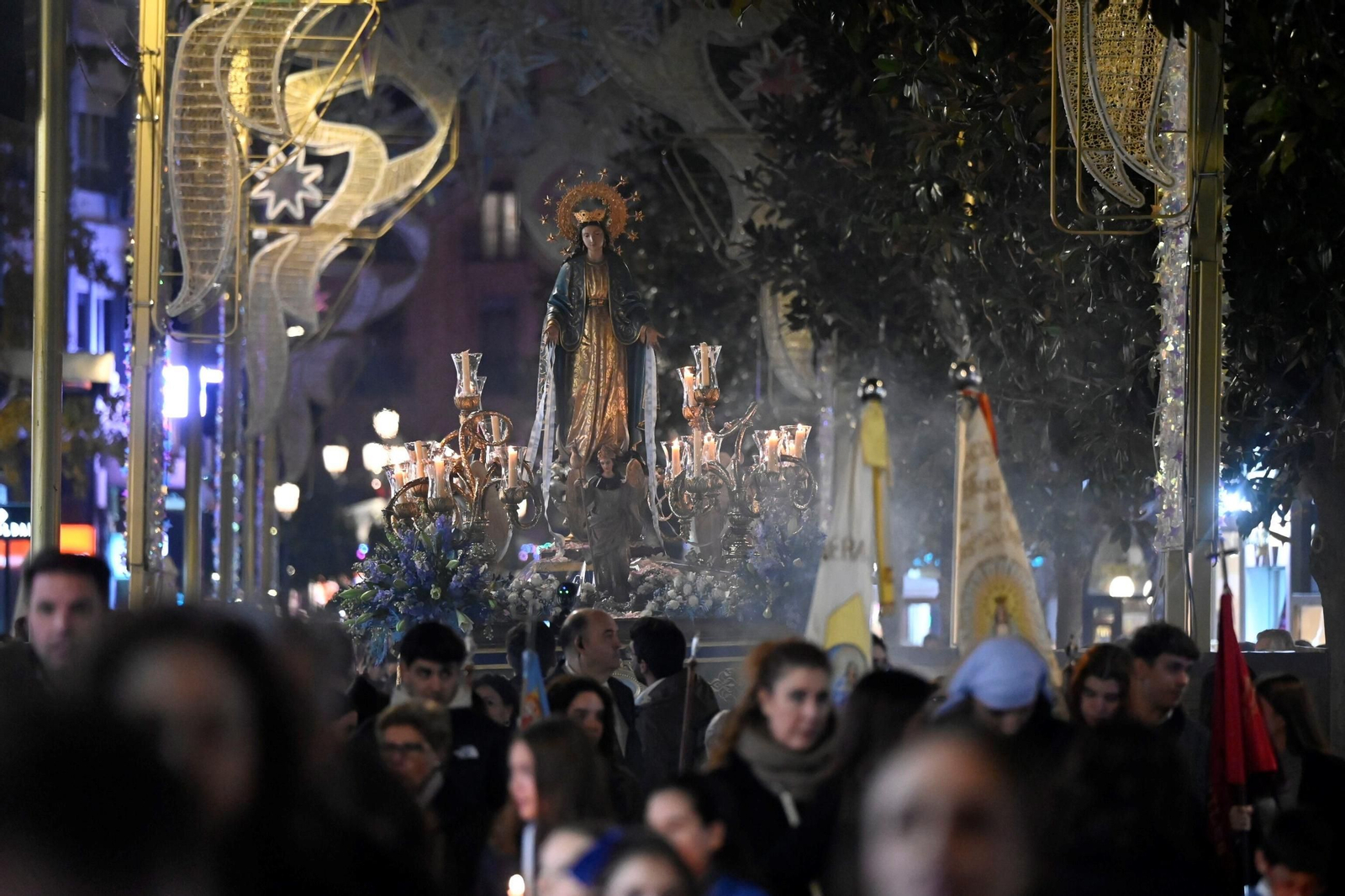 Las mejores fotos de la procesión de la Virgen de la Medalla Milagrosa de Córdoba