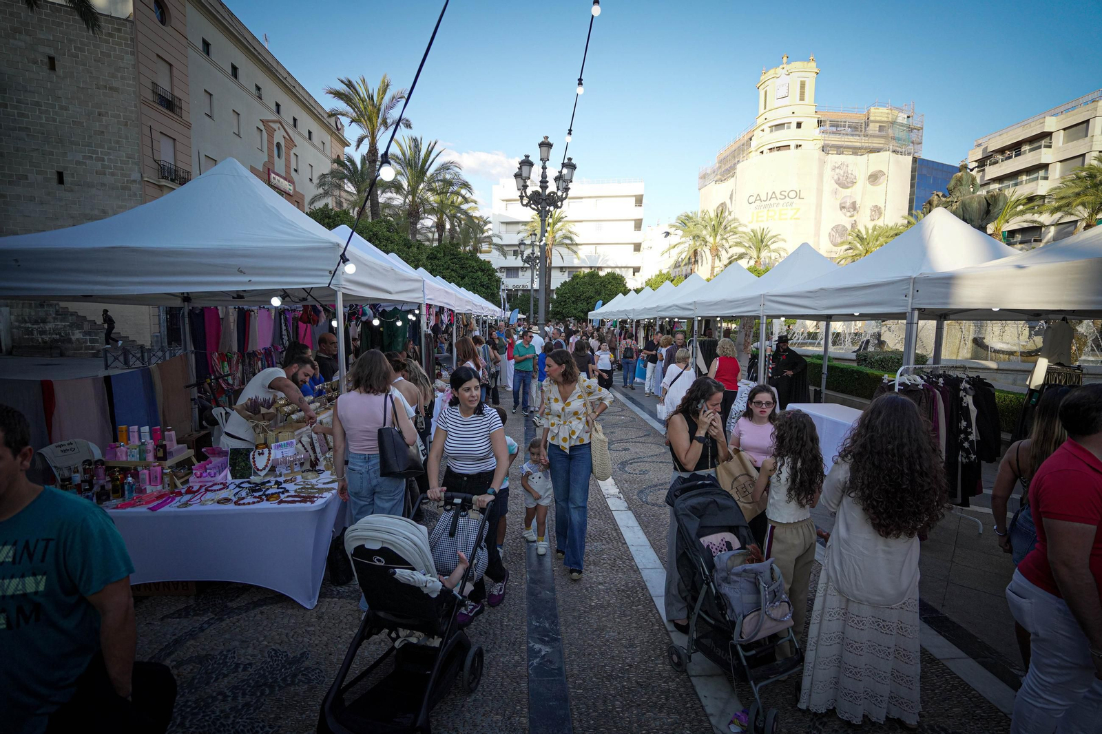 Imágenes de la fiesta Alma Hispana y la Noche Azul y Blanca en Jerez