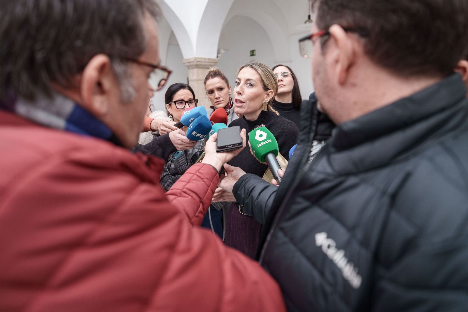 La presidenta en funciones de la Junta de Extremadura, María Guardiola, este martes.