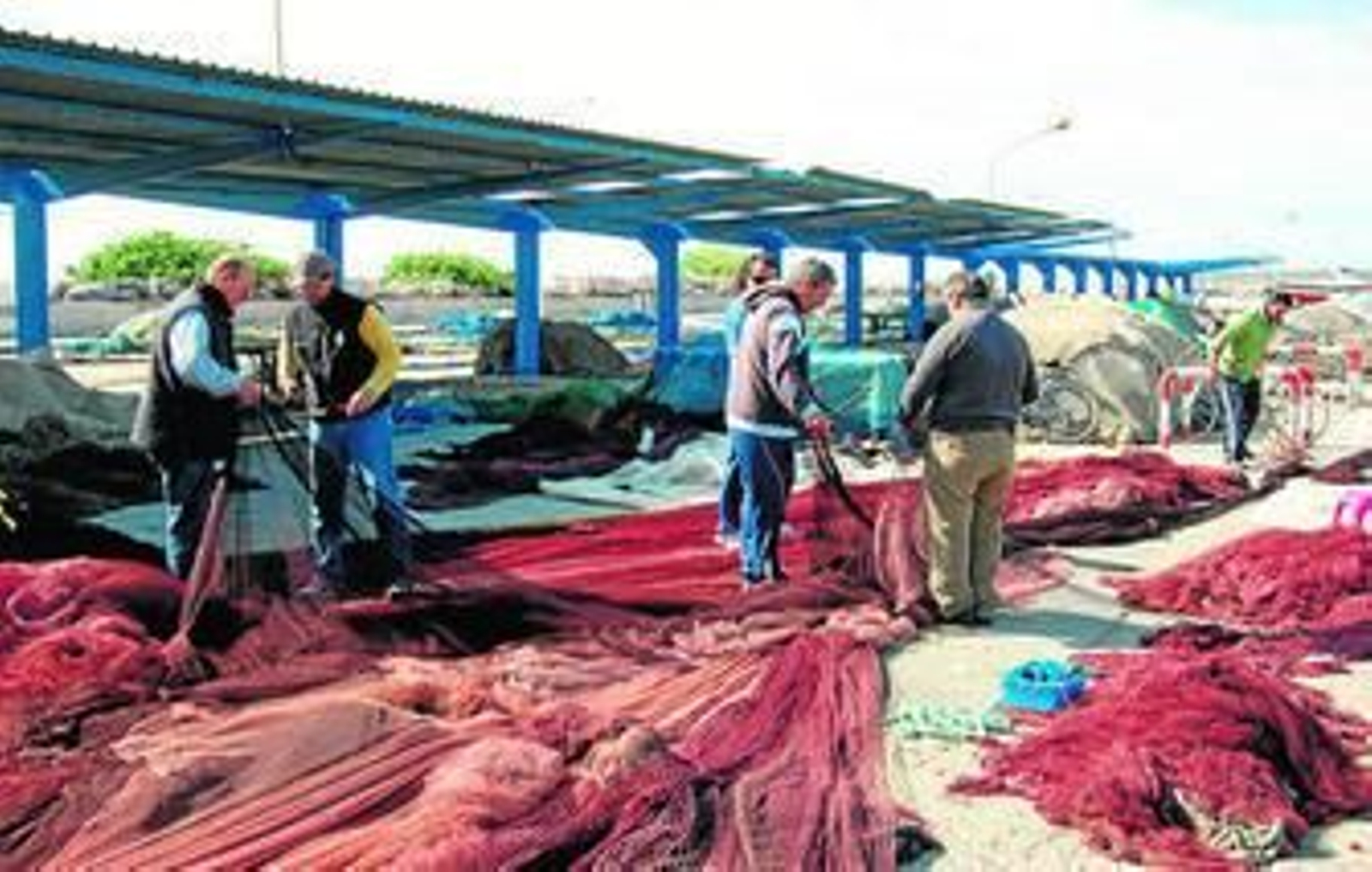 En total, los pescadores han recogido más de 41.600 kilos de restos inorgánicos.