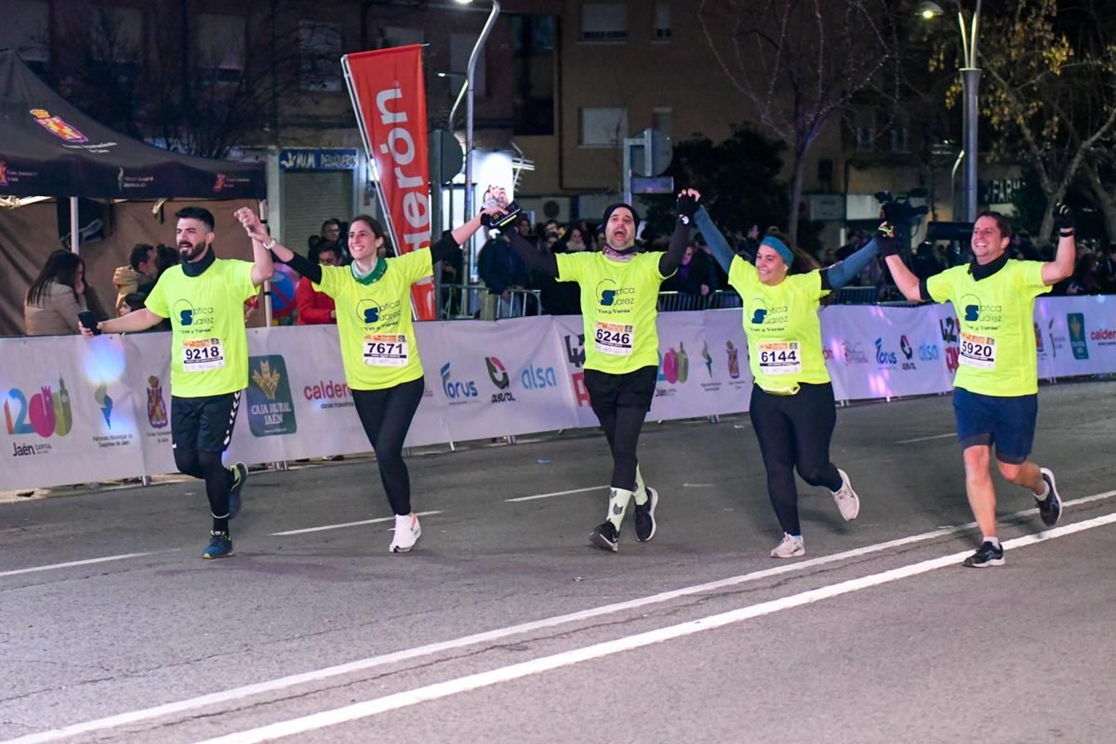 En imágenes: búscate en tu llegada a meta de la Carrera de San Antón 2025 (12)