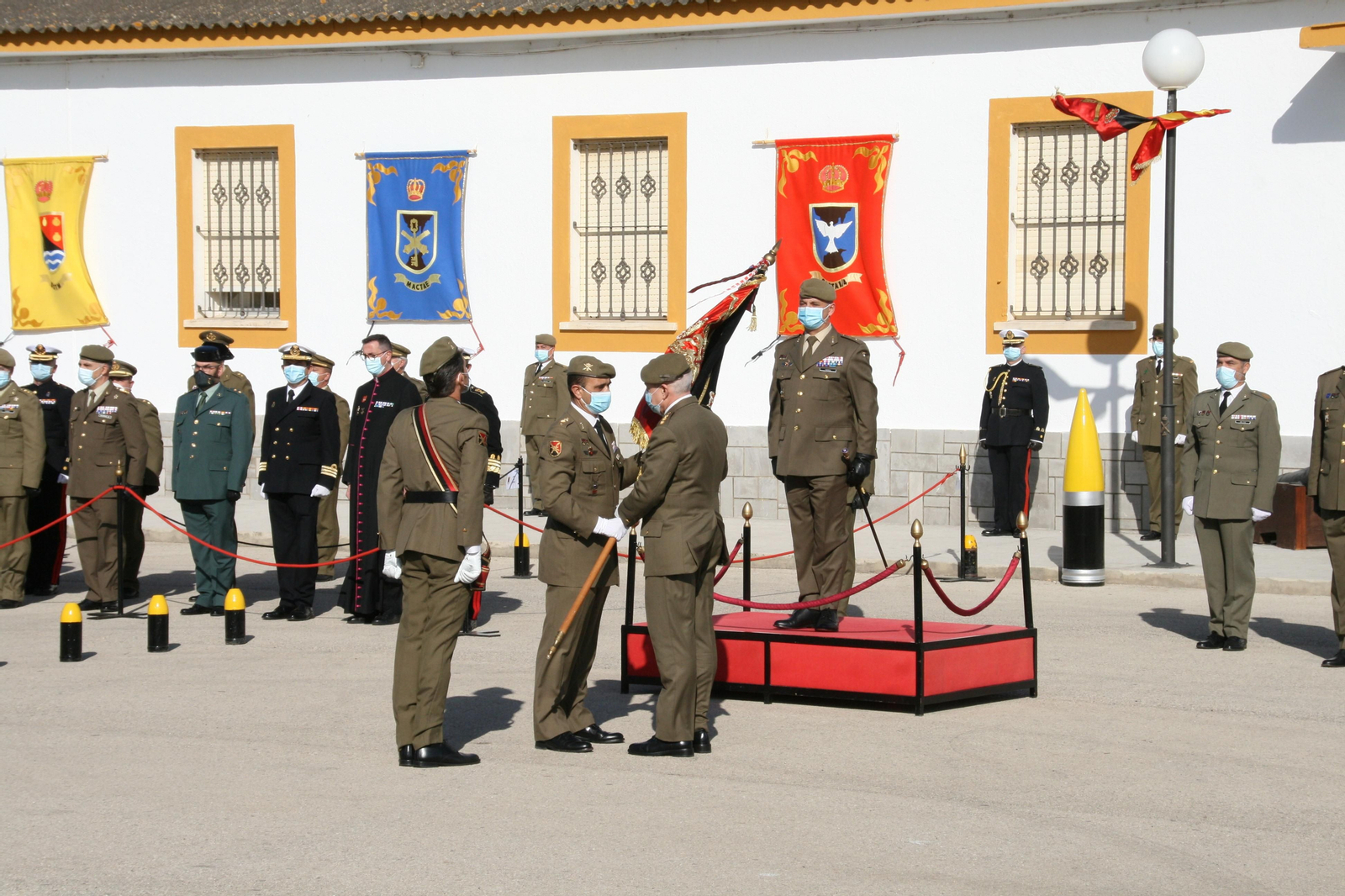 Entrega del guion del RACTA-4 al nuevo mando.