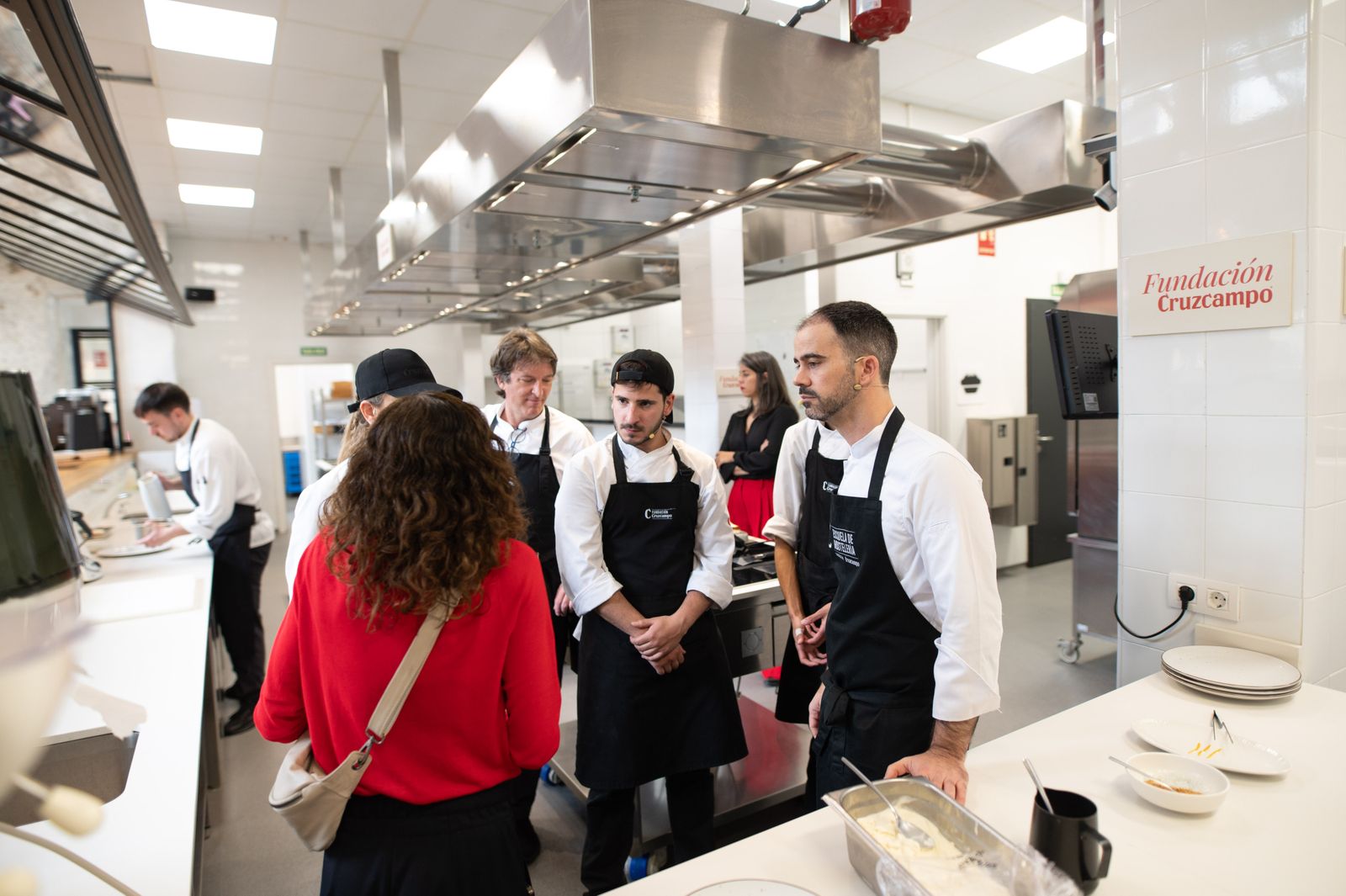 Las fotos de jugadores del Betis y del Sevilla en la Cruzcampo