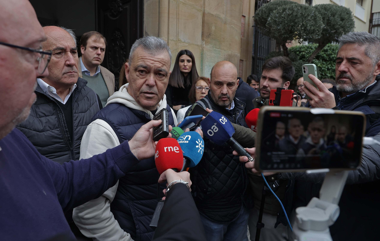 El minuto de silencio por Rocío, en imágenes