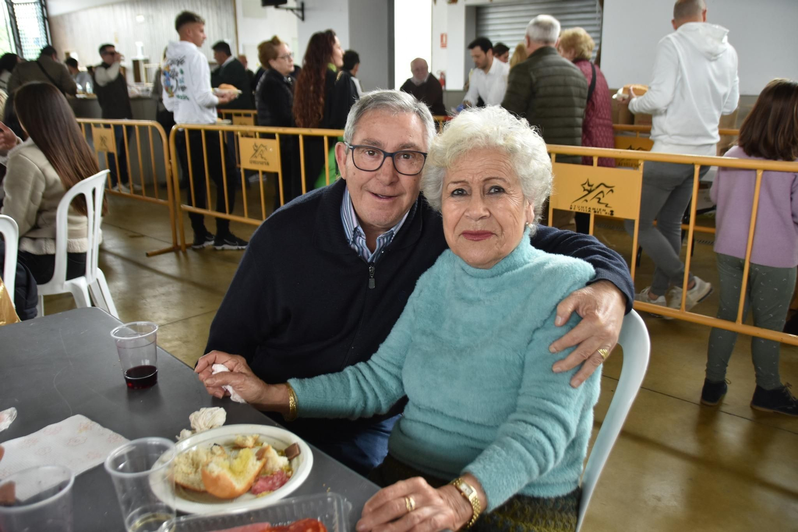 Villa del Río celebra el Día de Andalucía con el reparto de más de 2.000 cantos
