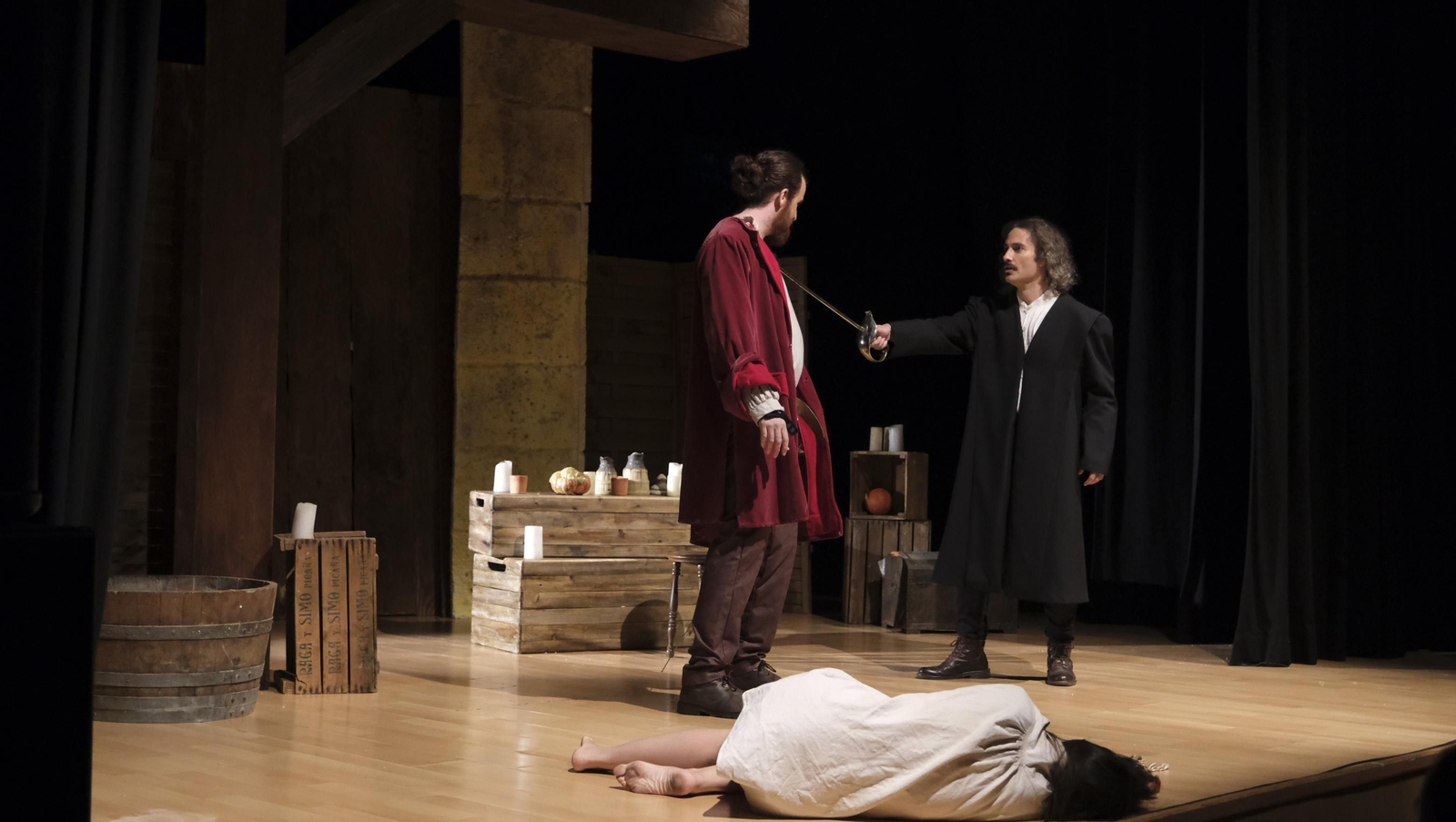 Imágenes de El Diario de los Libros, con Amós Milton