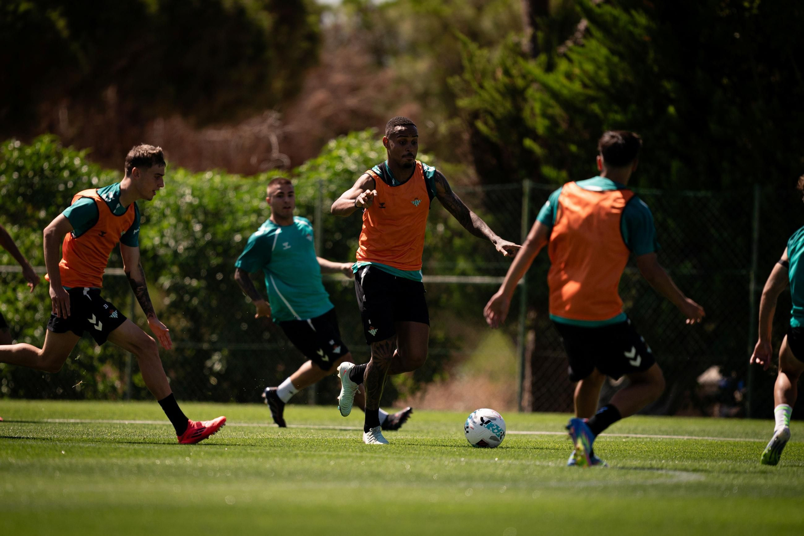 Las fotos del primer día del Betis en Almancil