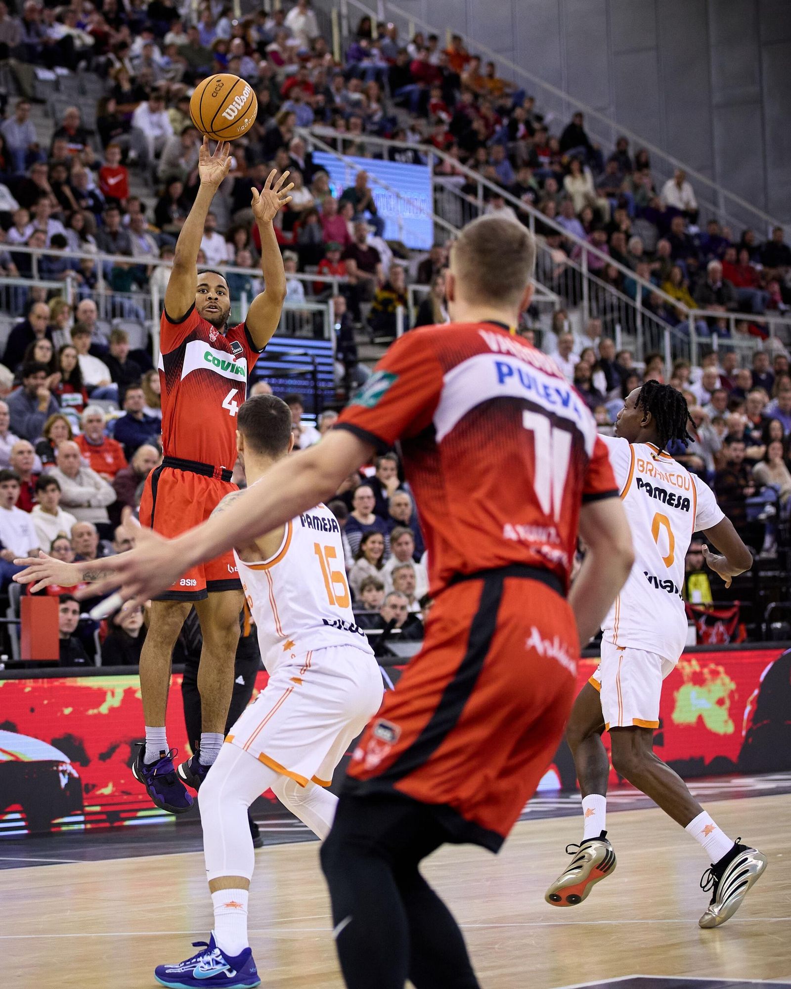 Las mejores imágenes del Covirán Granada-Valencia Basket